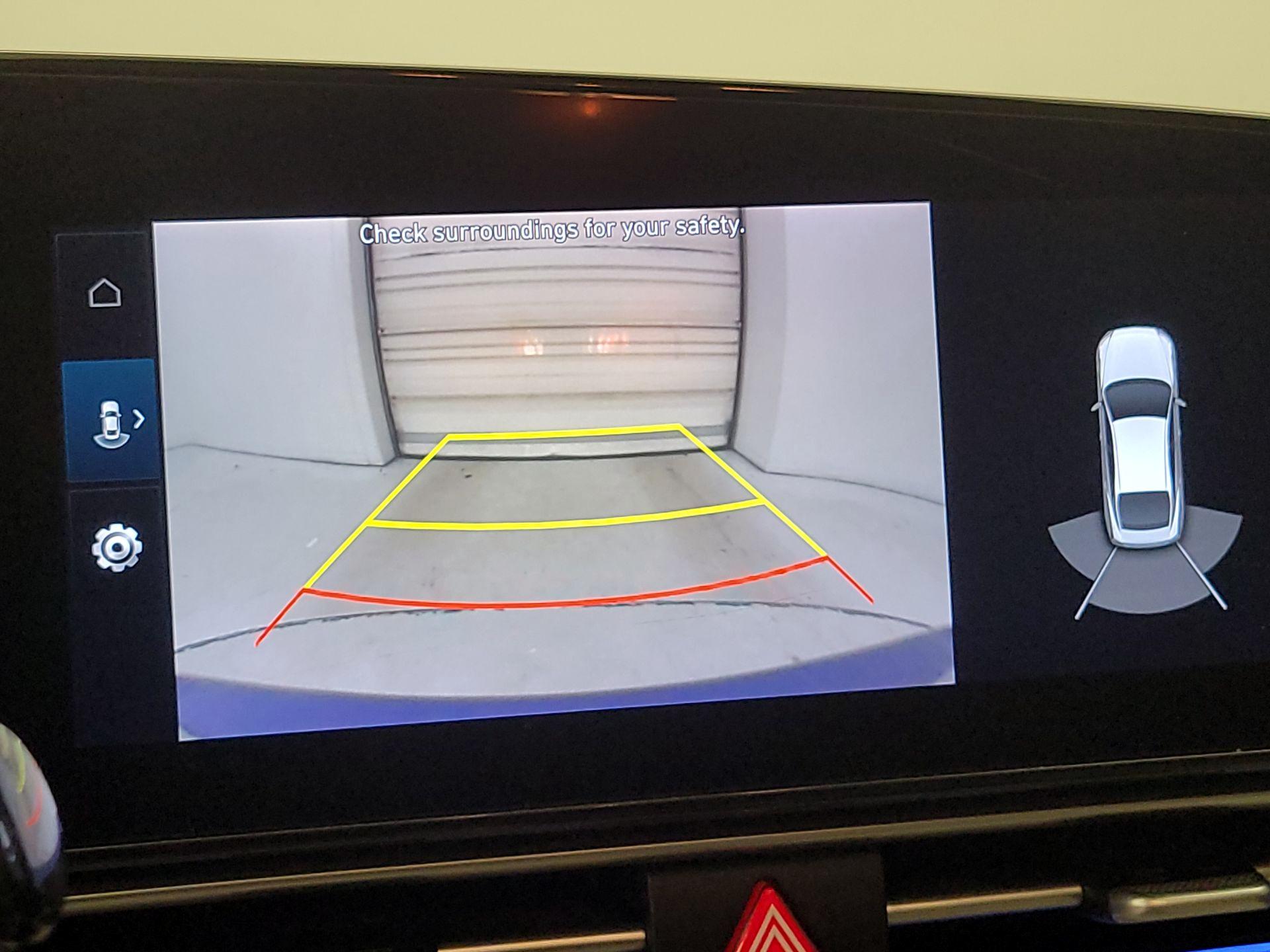 Thumbnail: 2022 Hyundai Elantra - 14