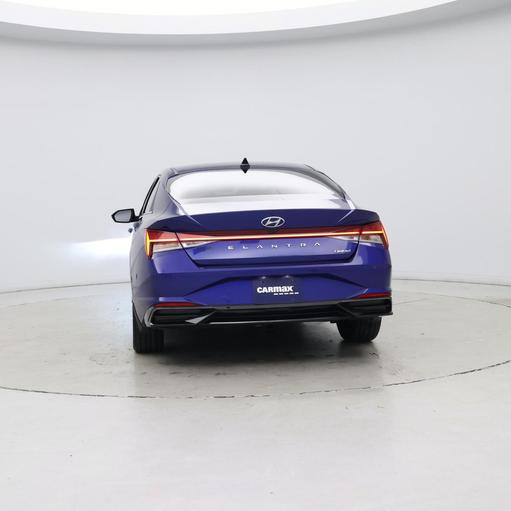 Thumbnail: 2022 Hyundai Elantra - 6