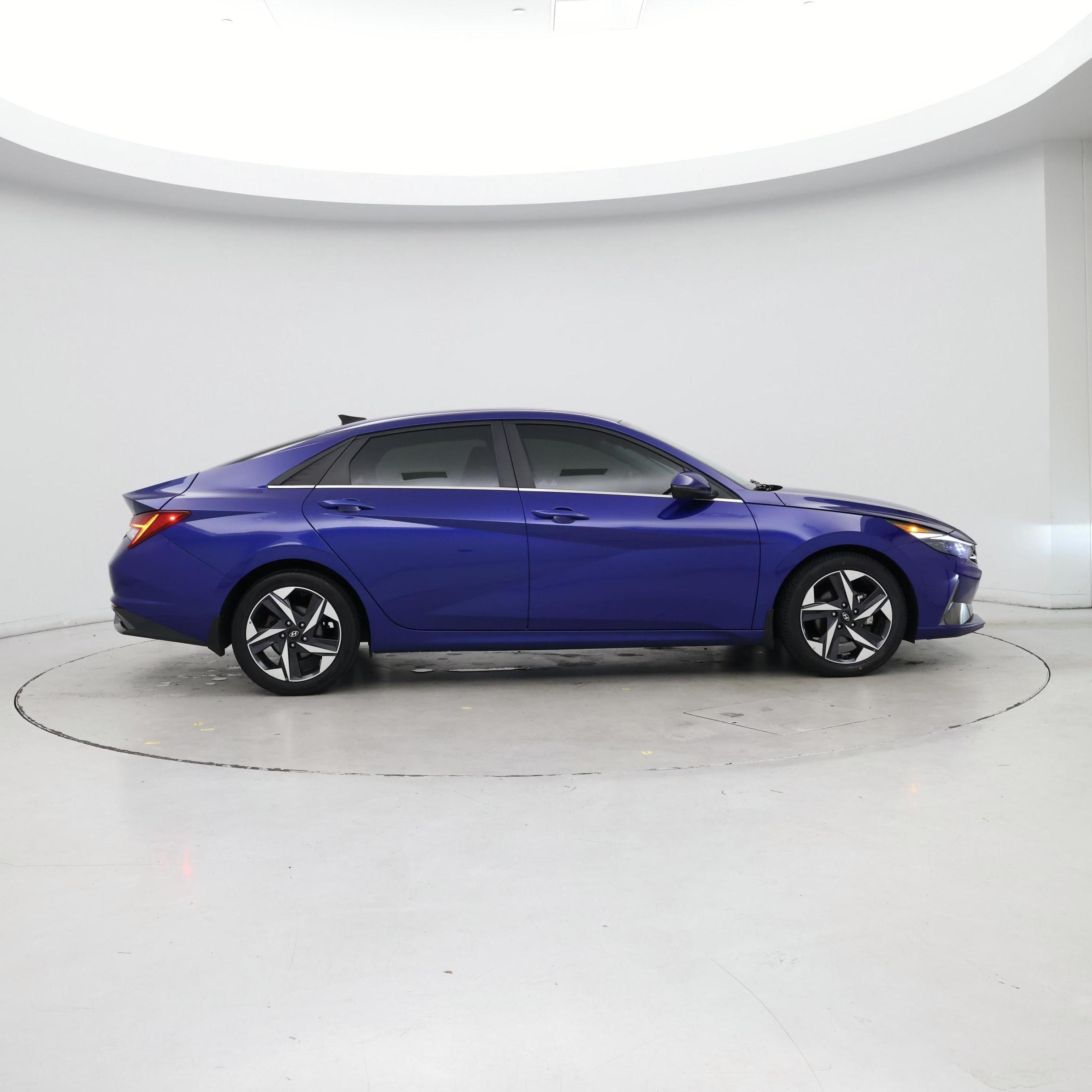 Thumbnail: 2022 Hyundai Elantra - 7