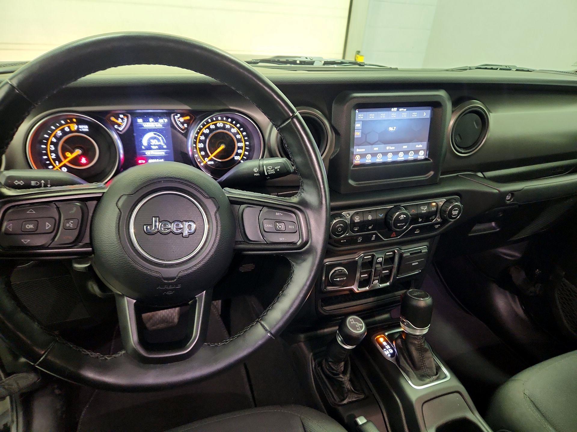 Thumbnail: 2022 Jeep Gladiator - 9