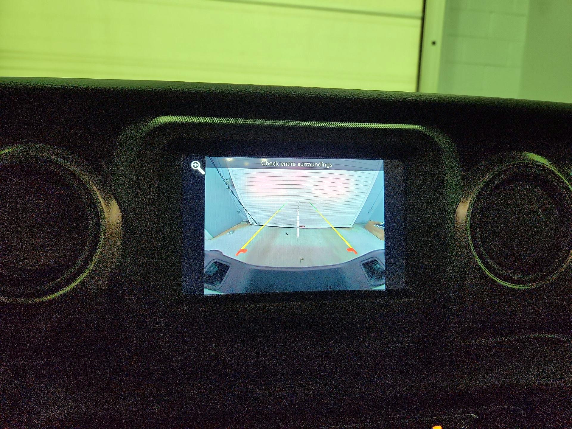 Thumbnail: 2022 Jeep Gladiator - 14