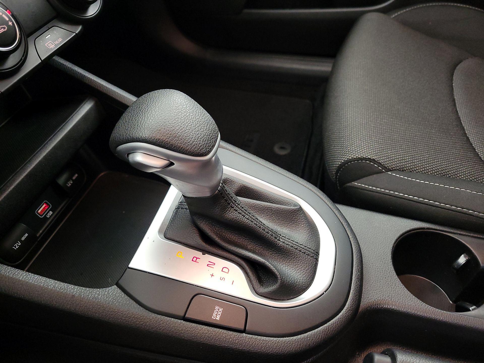 Thumbnail: 2023 Kia Forte - 17