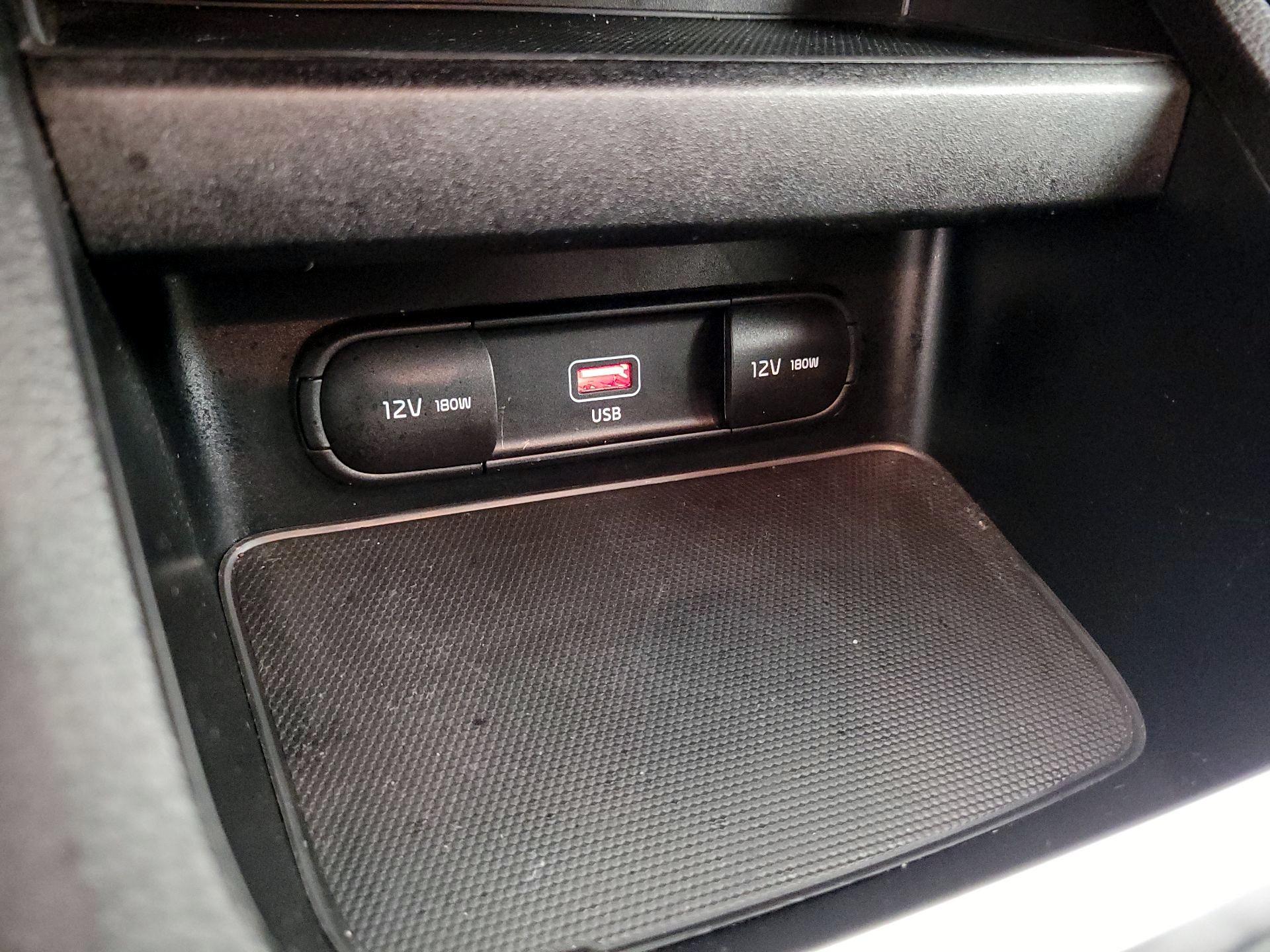 Thumbnail: 2023 Kia Forte - 18