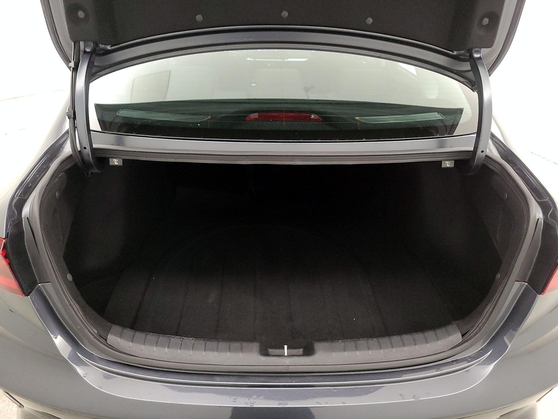 Thumbnail: 2023 Kia Forte - 20