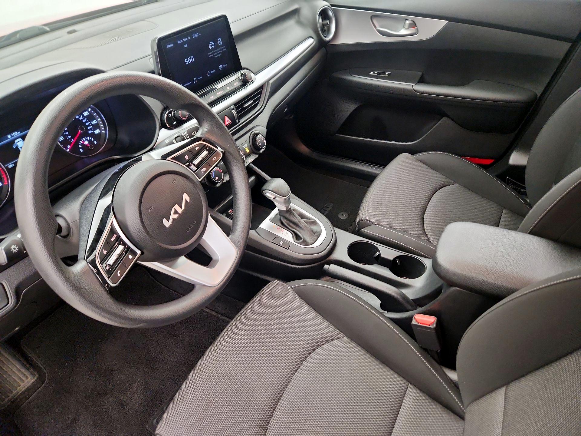 Thumbnail: 2023 Kia Forte - 11