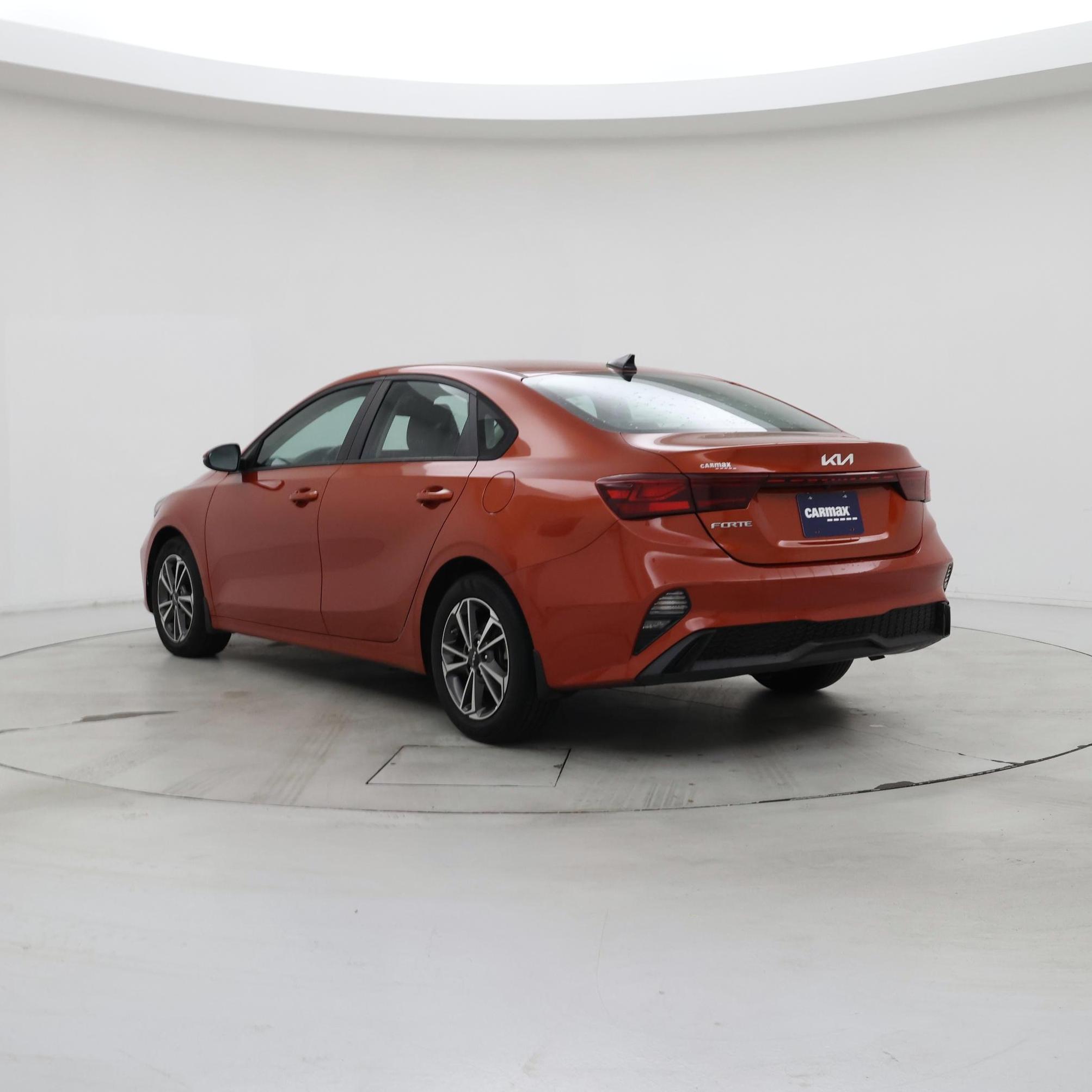 Thumbnail: 2023 Kia Forte - 2