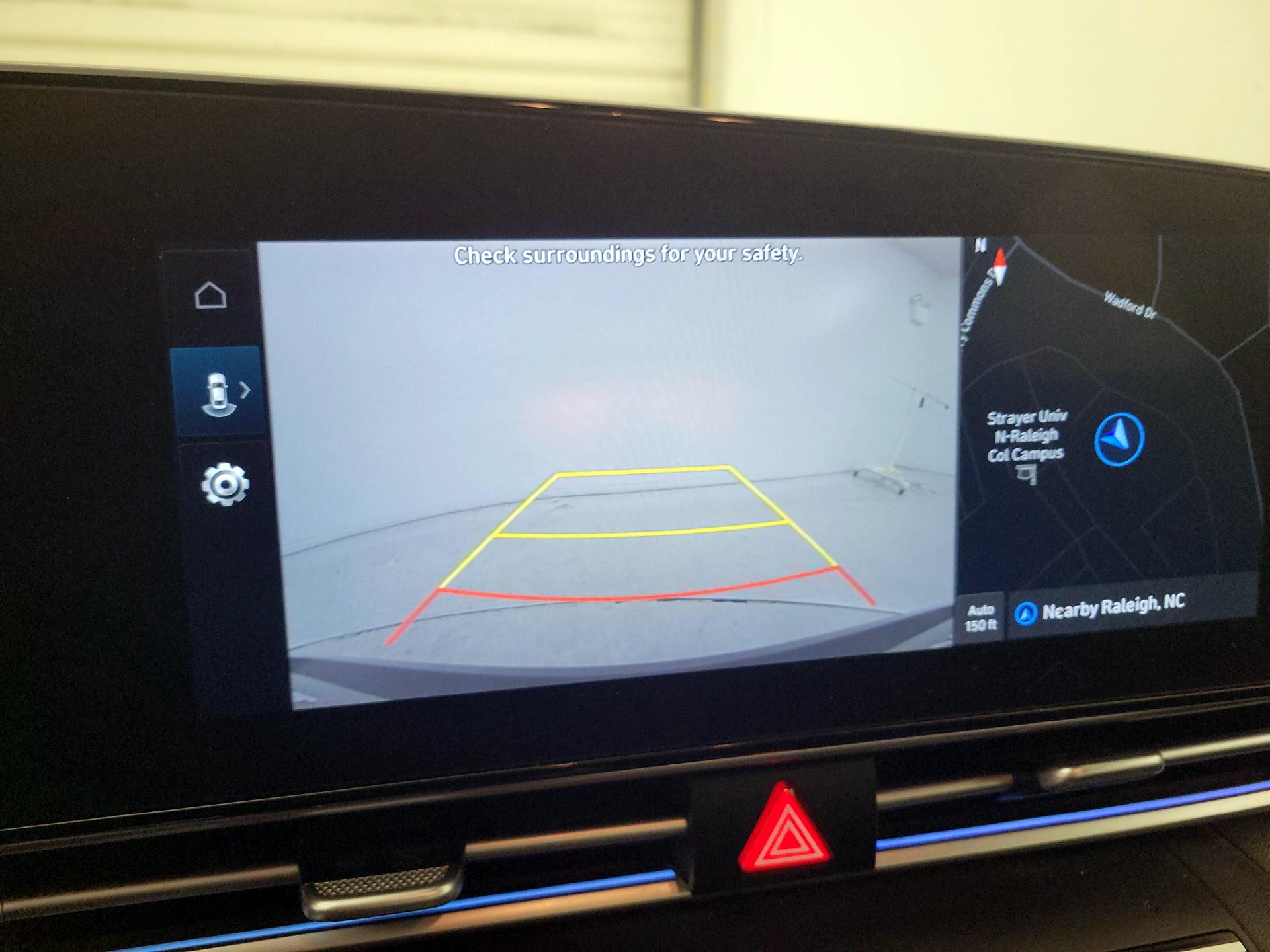 Thumbnail: 2024 Hyundai Elantra - 14