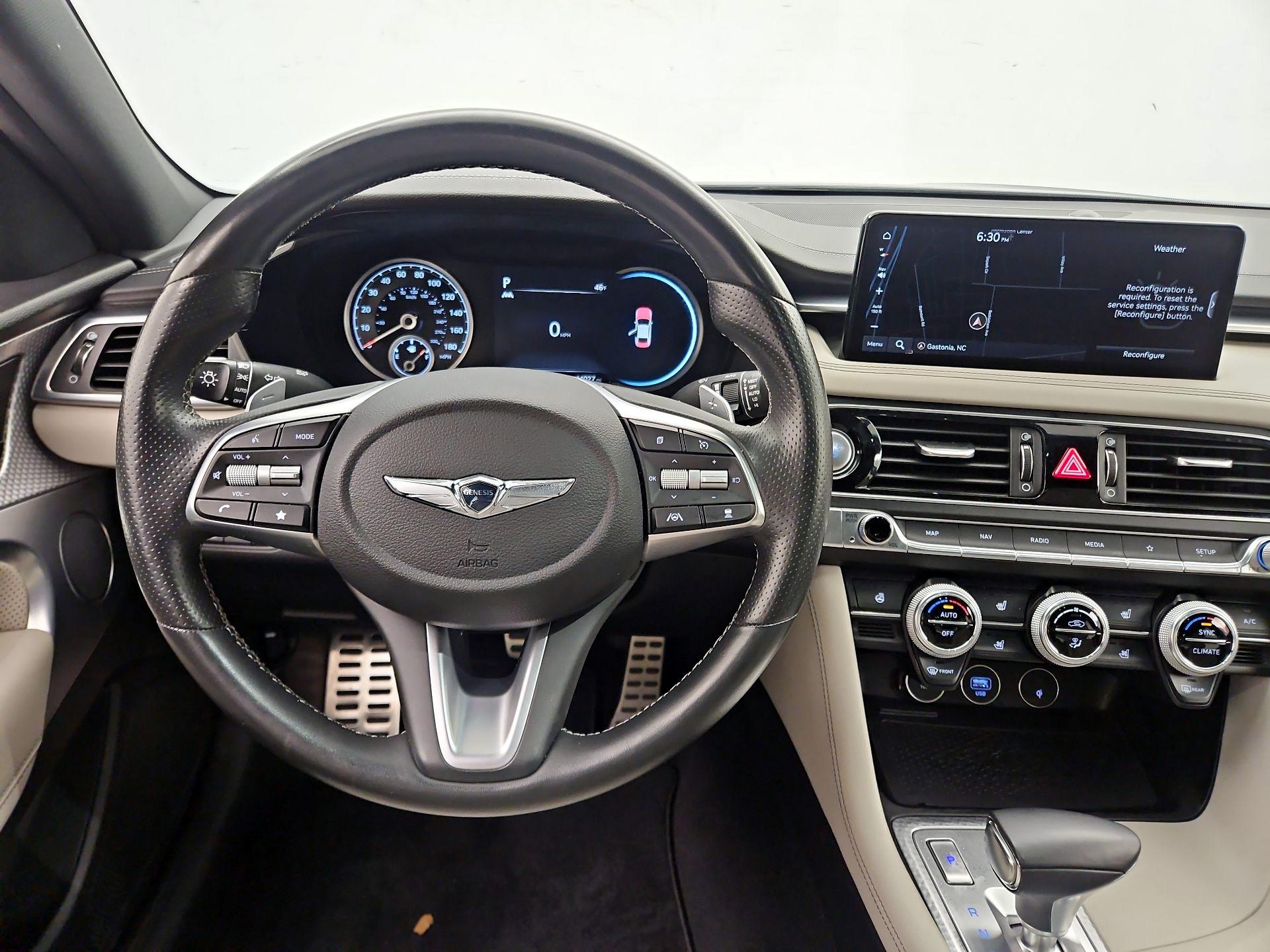 Thumbnail: 2023 Genesis G70 - 10