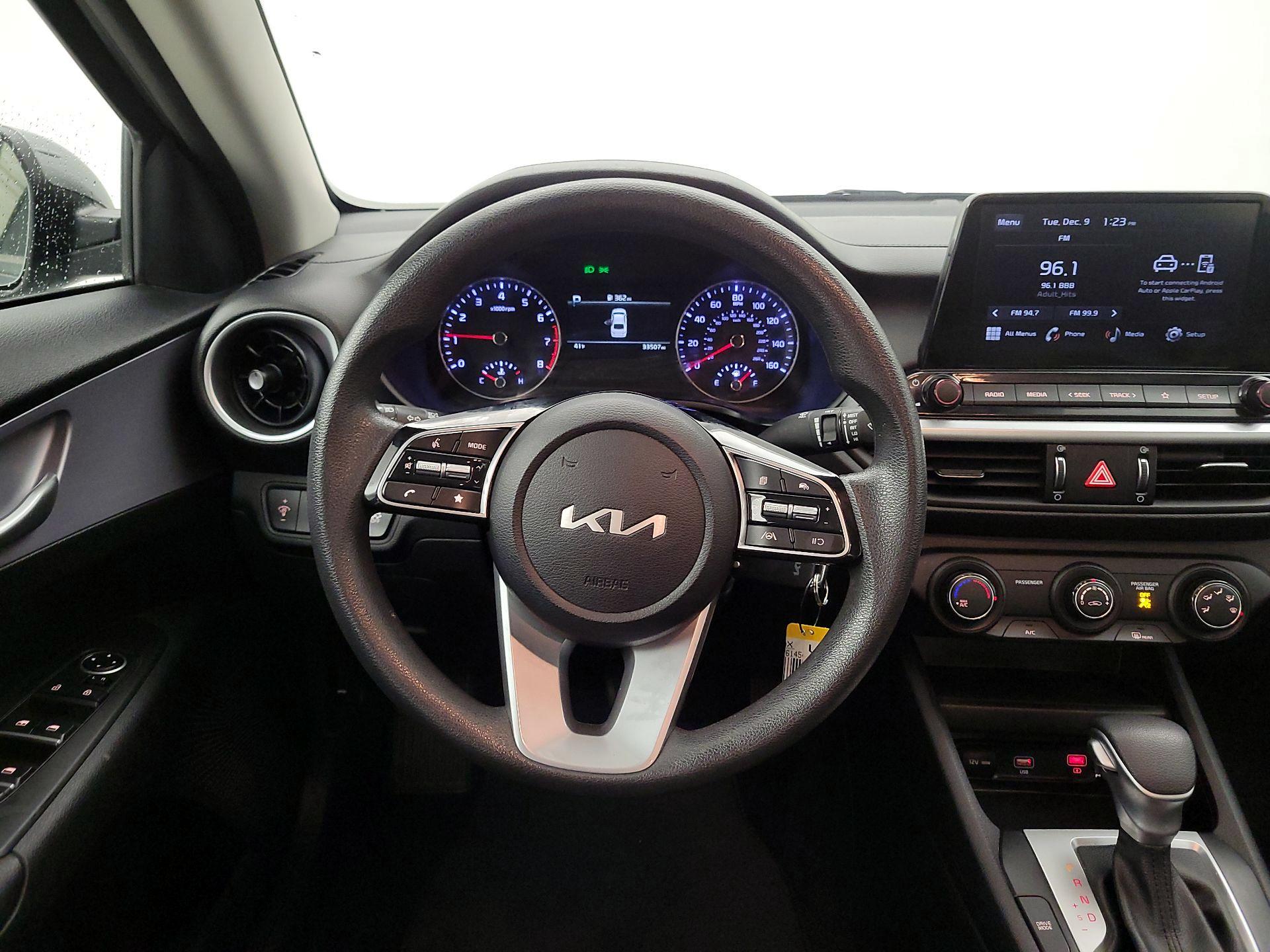 Thumbnail: 2024 Kia Forte - 10