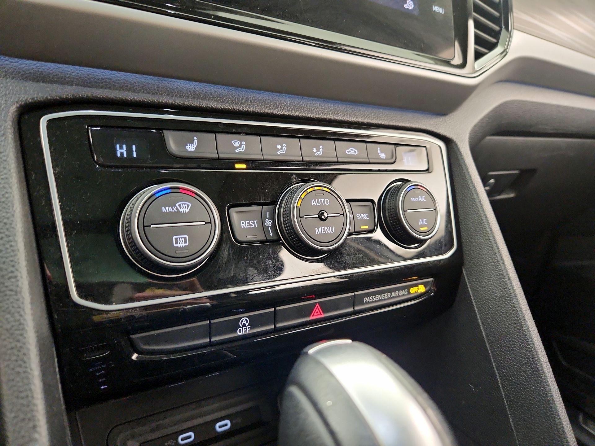 Thumbnail: 2022 Volkswagen Atlas - 17