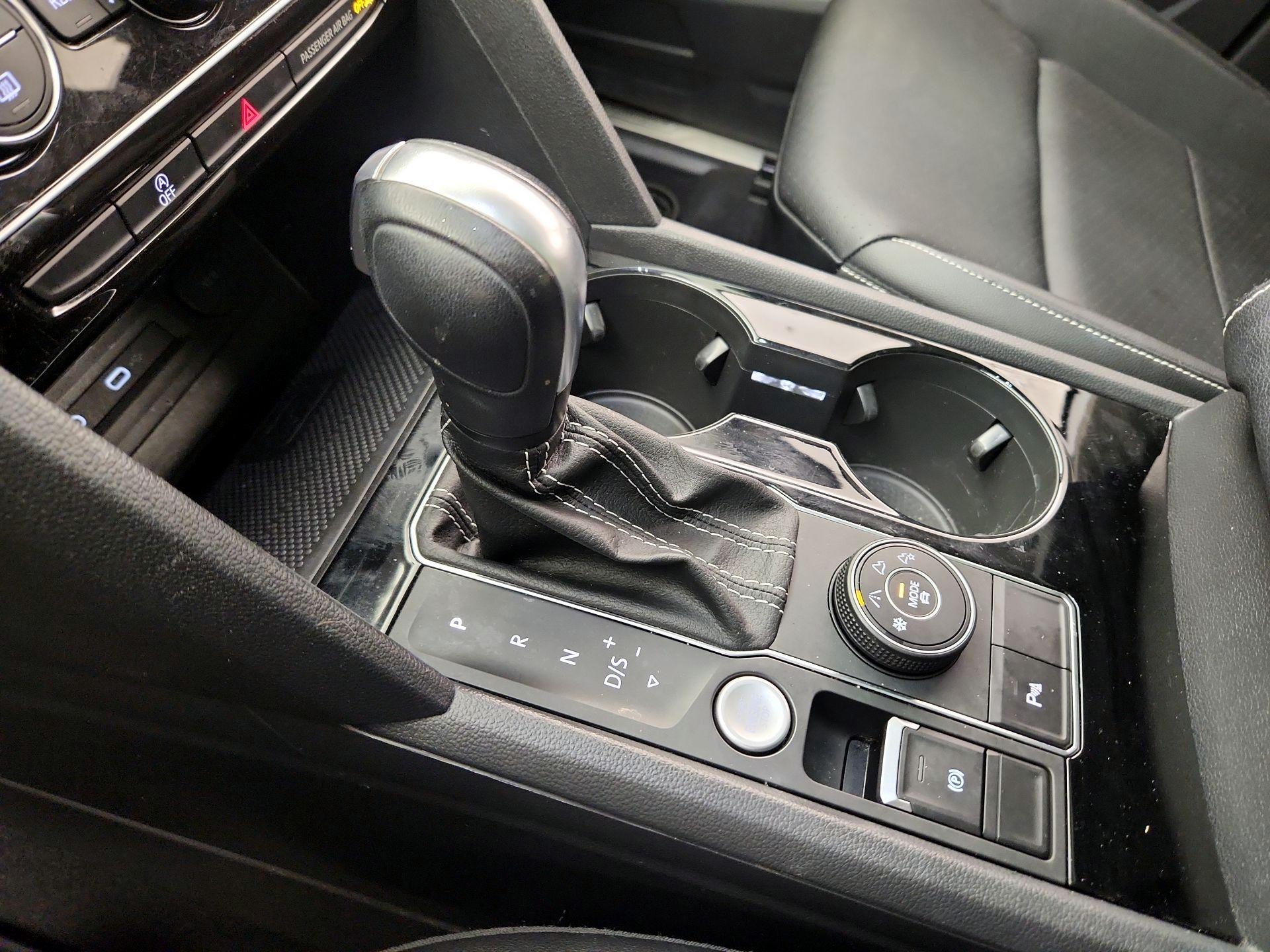 Thumbnail: 2022 Volkswagen Atlas - 18