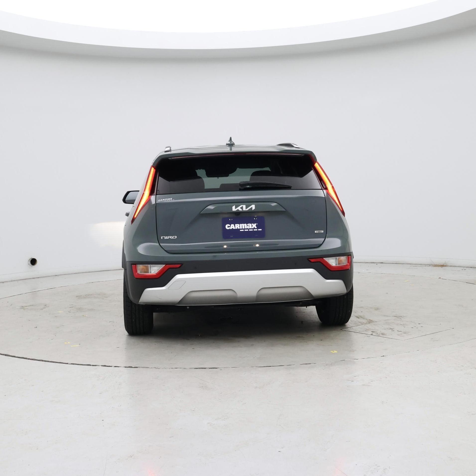 Thumbnail: 2023 Kia Niro - 6