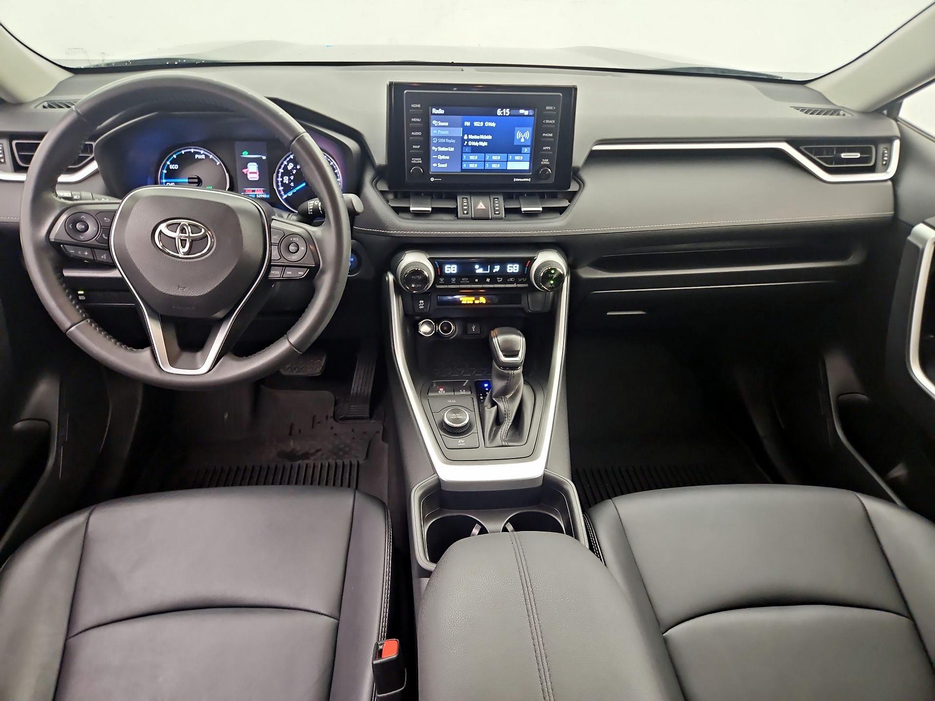 Thumbnail: 2021 Toyota RAV4 - 9