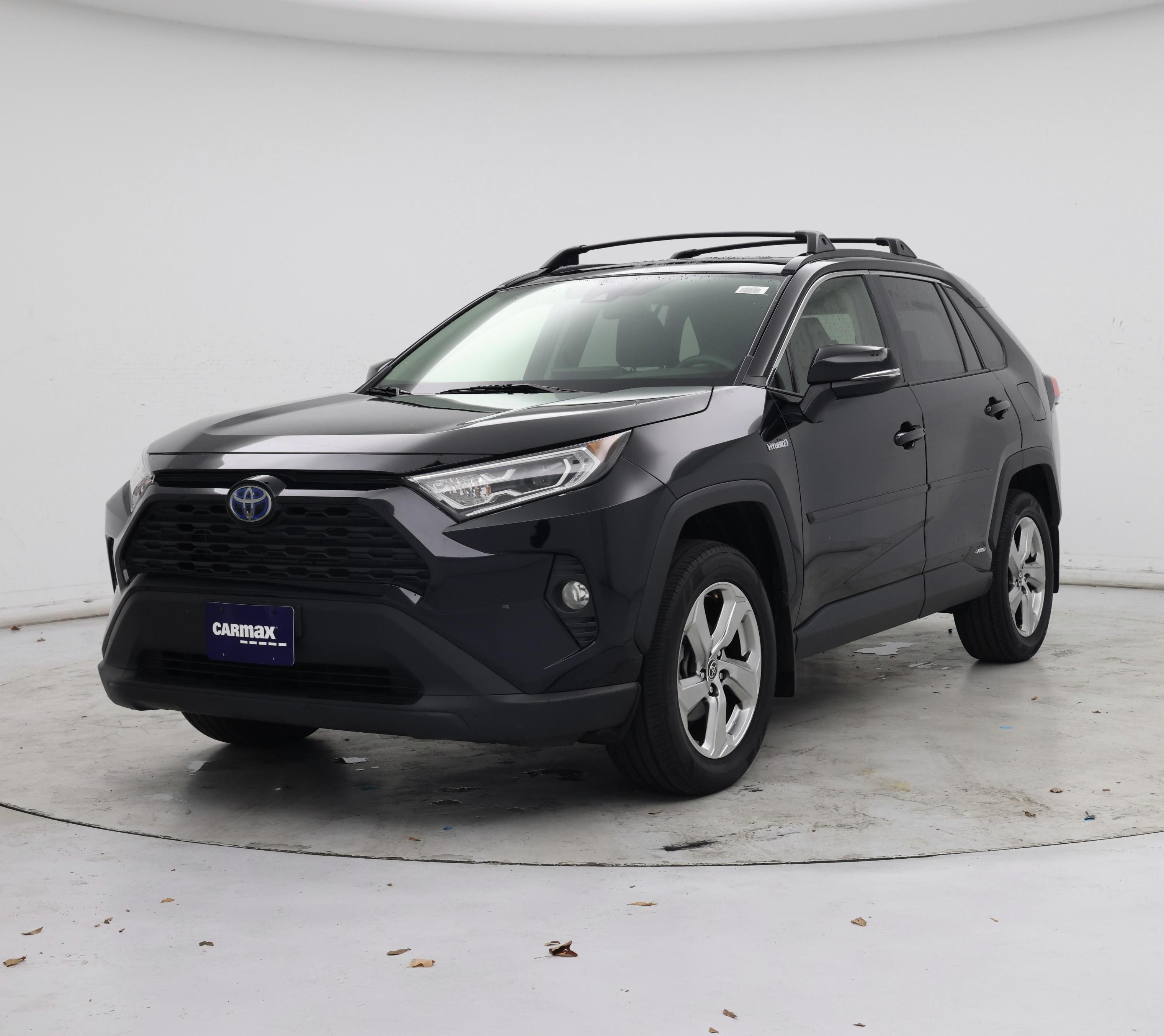 Thumbnail: 2021 Toyota RAV4 - 4