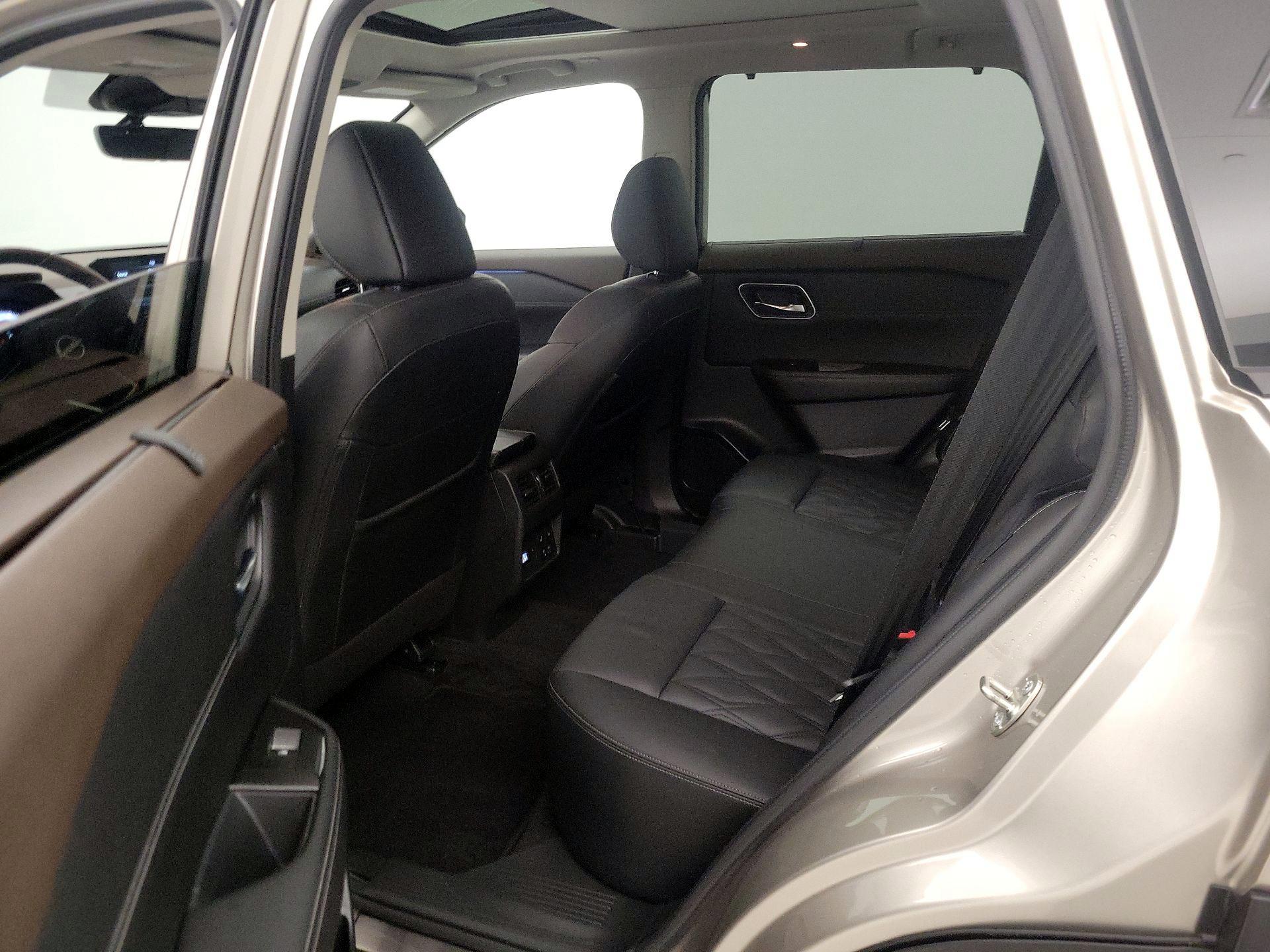 Thumbnail: 2023 Nissan Rogue - 20