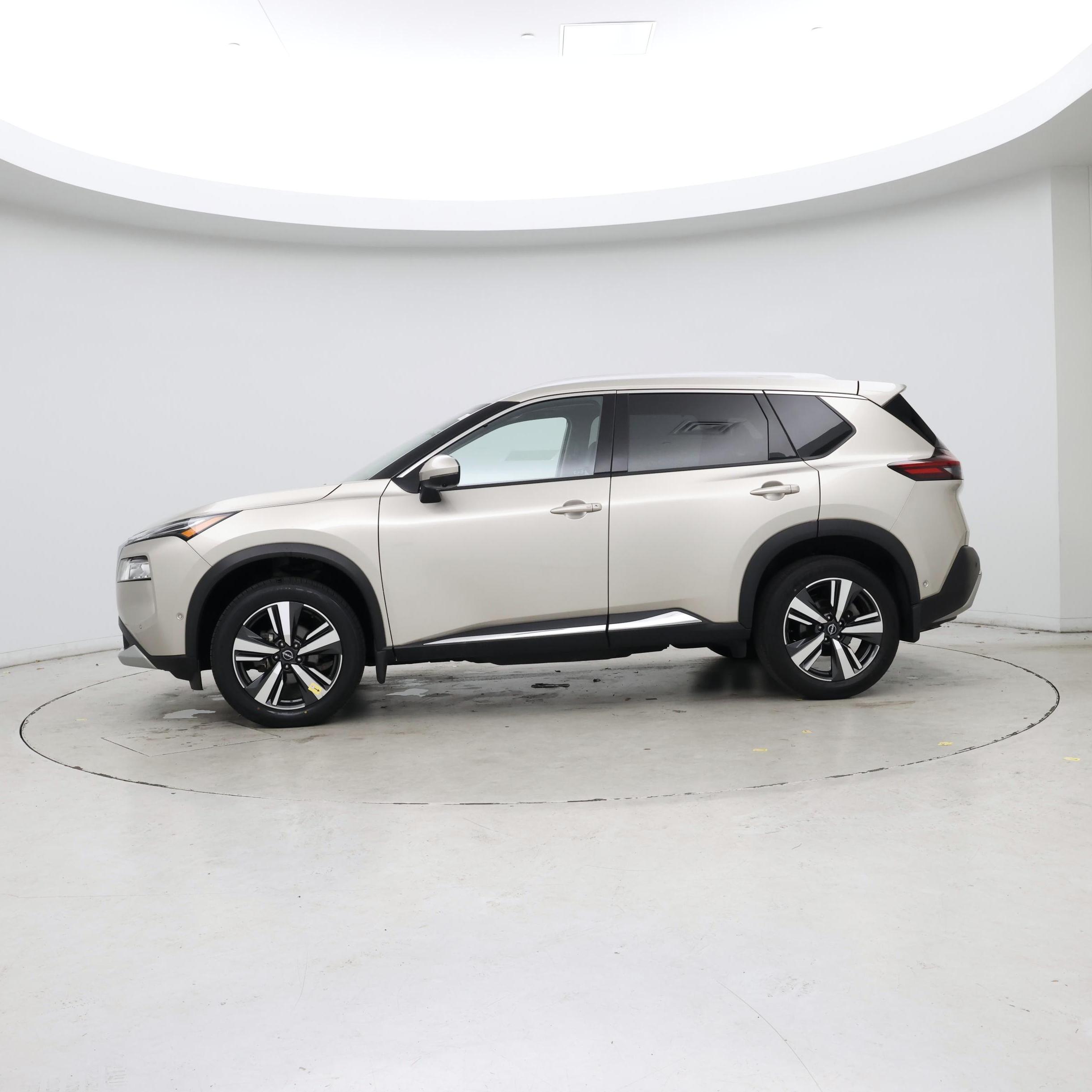 Thumbnail: 2023 Nissan Rogue - 3