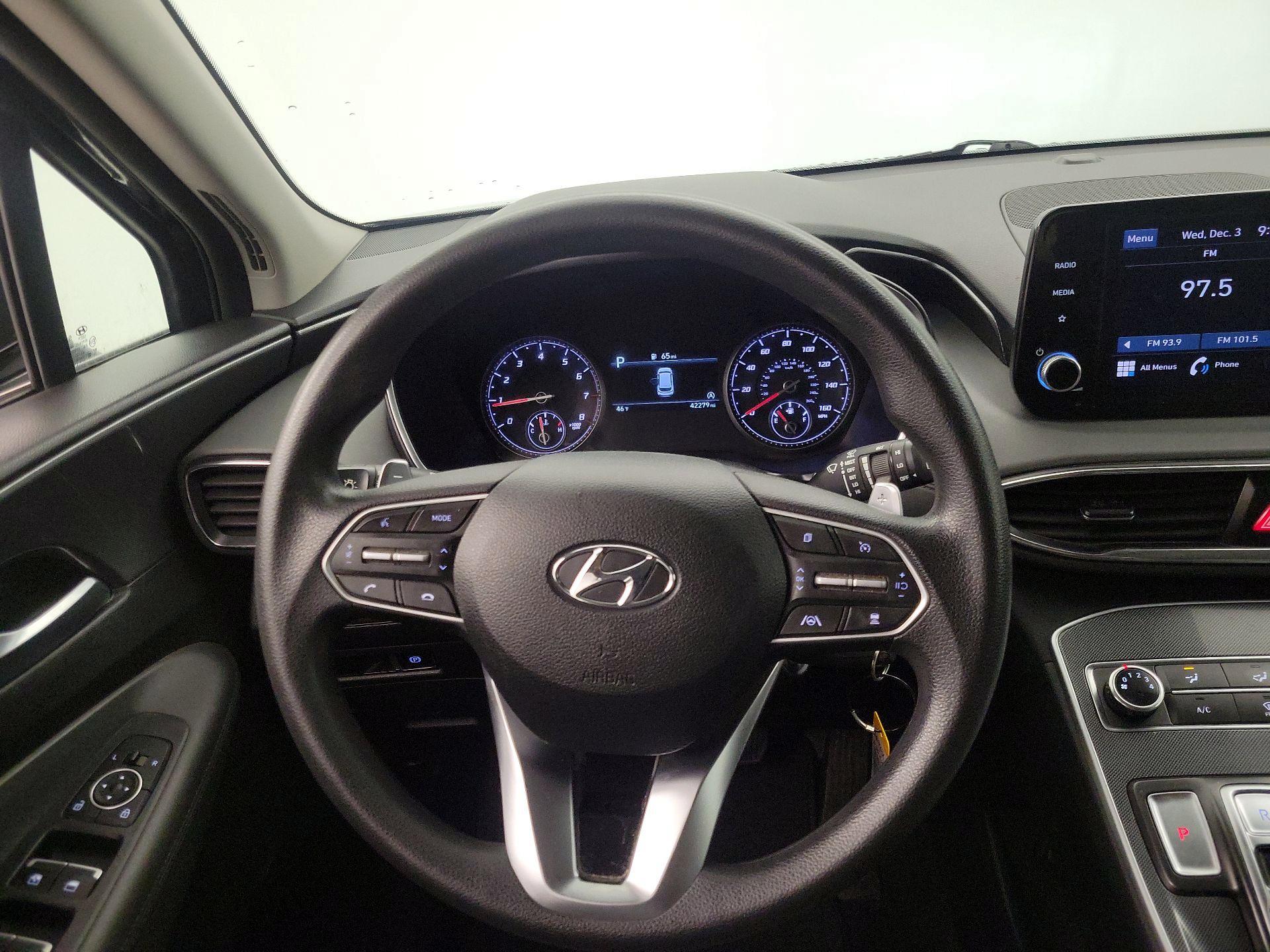 Thumbnail: 2023 Hyundai Santa Fe - 10