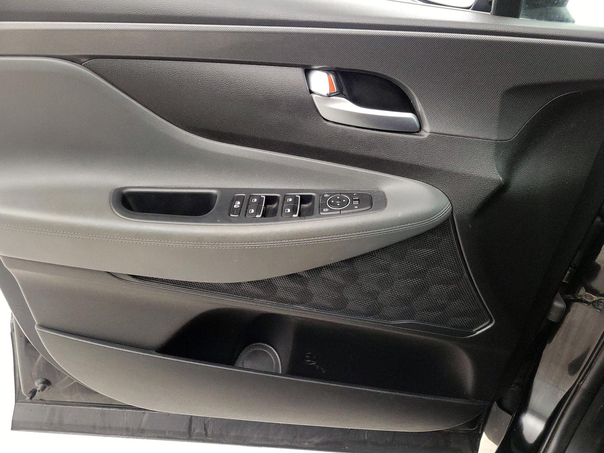 Thumbnail: 2023 Hyundai Santa Fe - 12