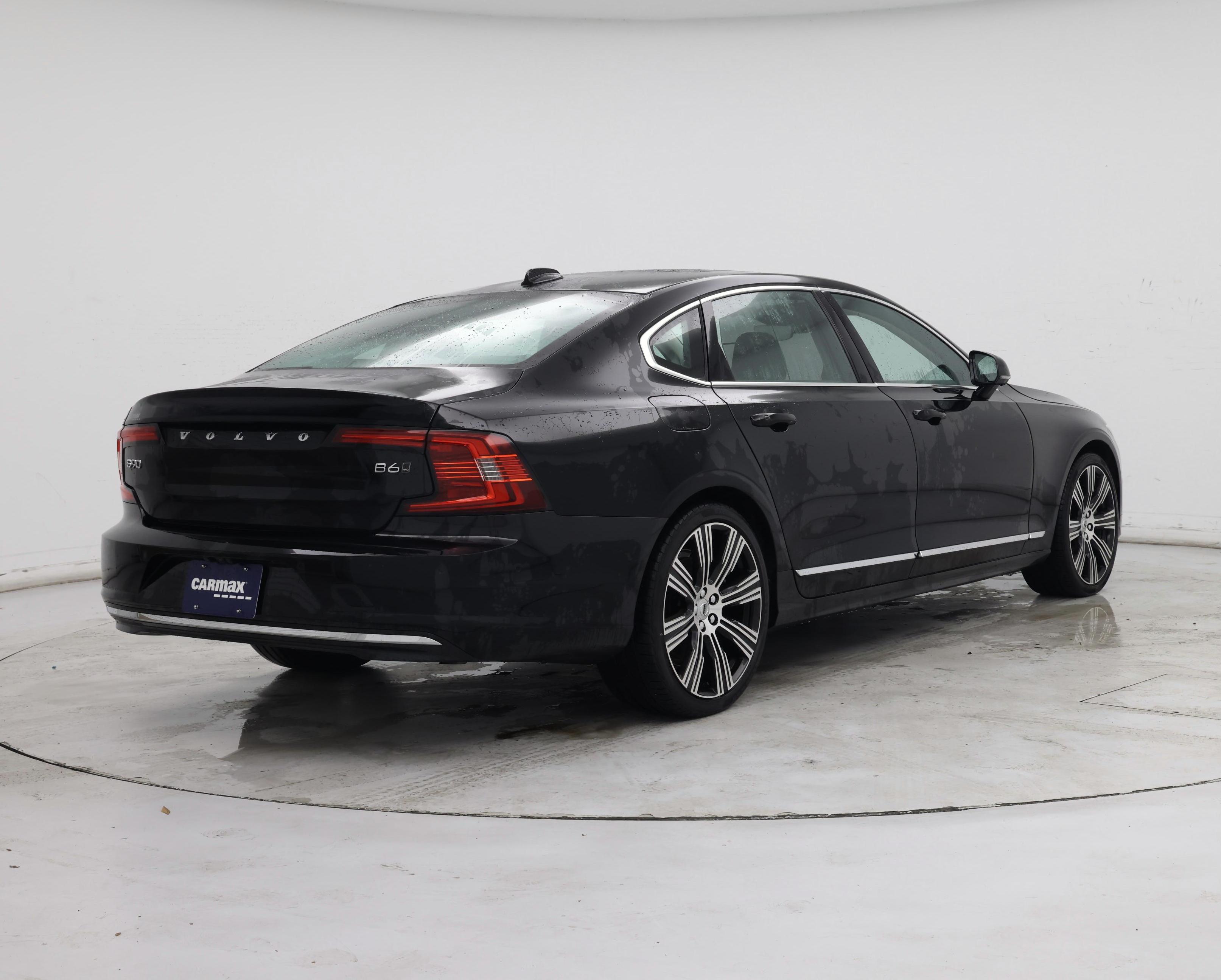 Thumbnail: 2023 Volvo S90 - 8