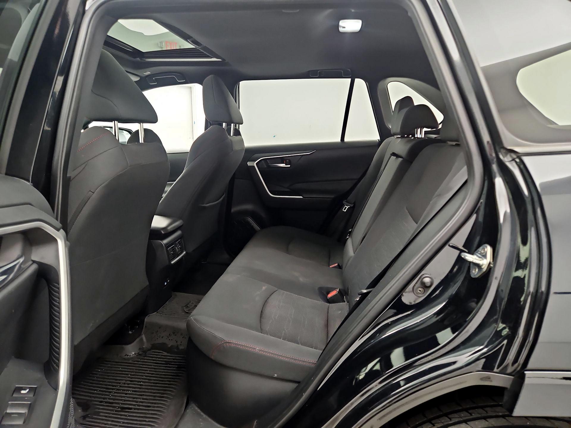 Thumbnail: 2023 Toyota RAV4 - 20