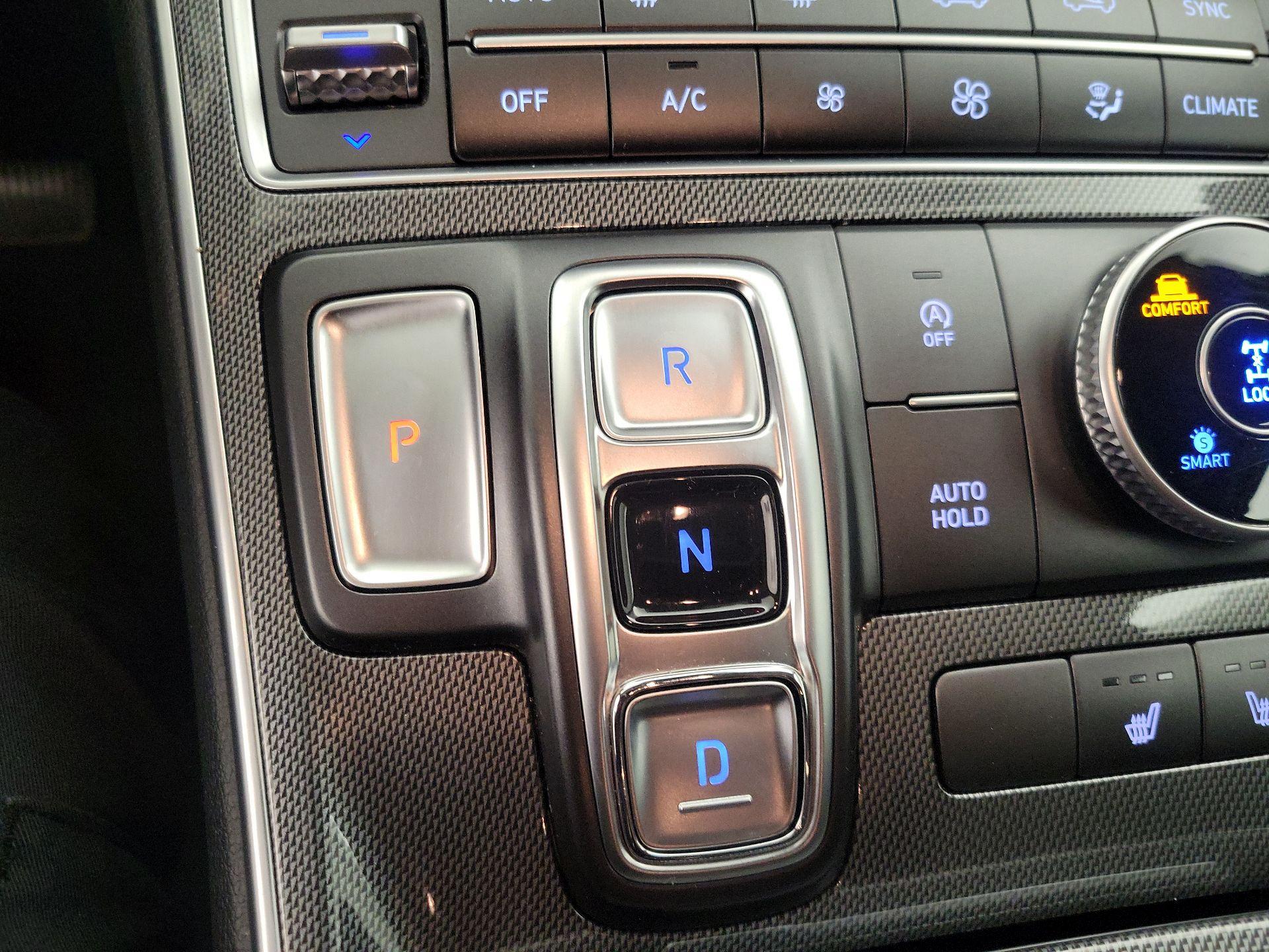 Thumbnail: 2023 Hyundai Santa Fe - 17