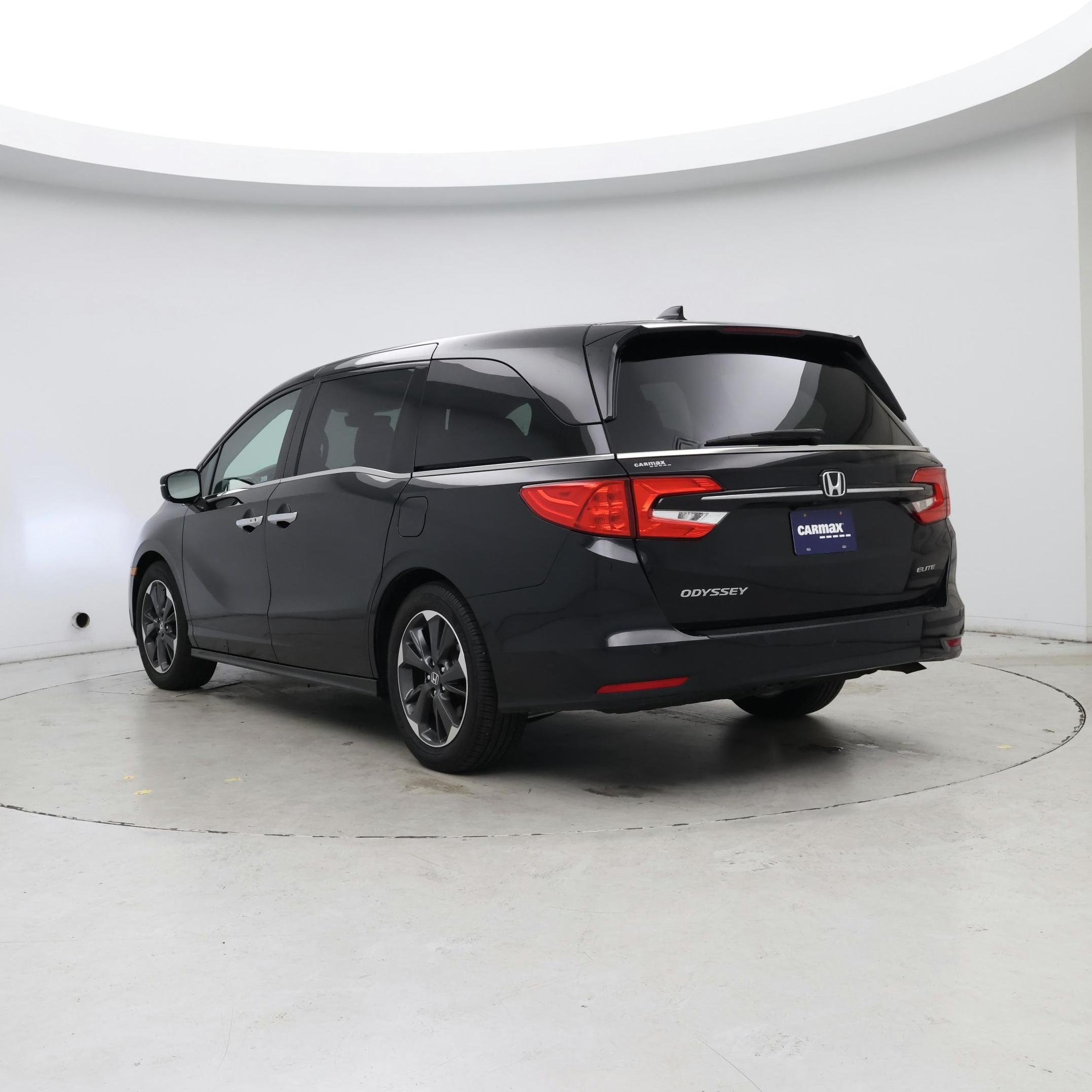 Thumbnail: 2023 Honda Odyssey - 2