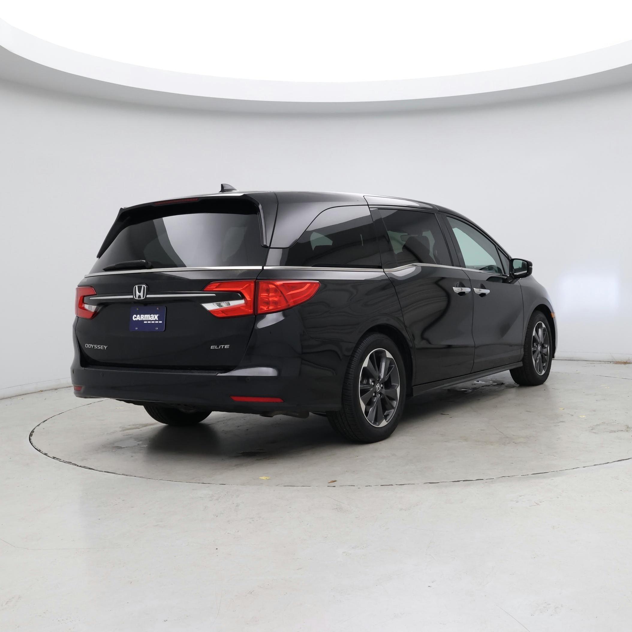 Thumbnail: 2023 Honda Odyssey - 8