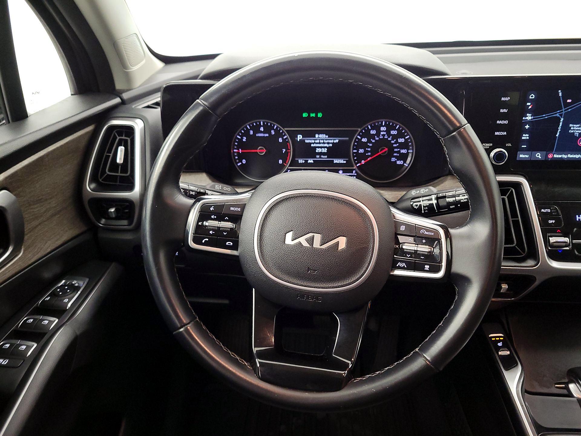 Thumbnail: 2022 Kia Sorento - 10