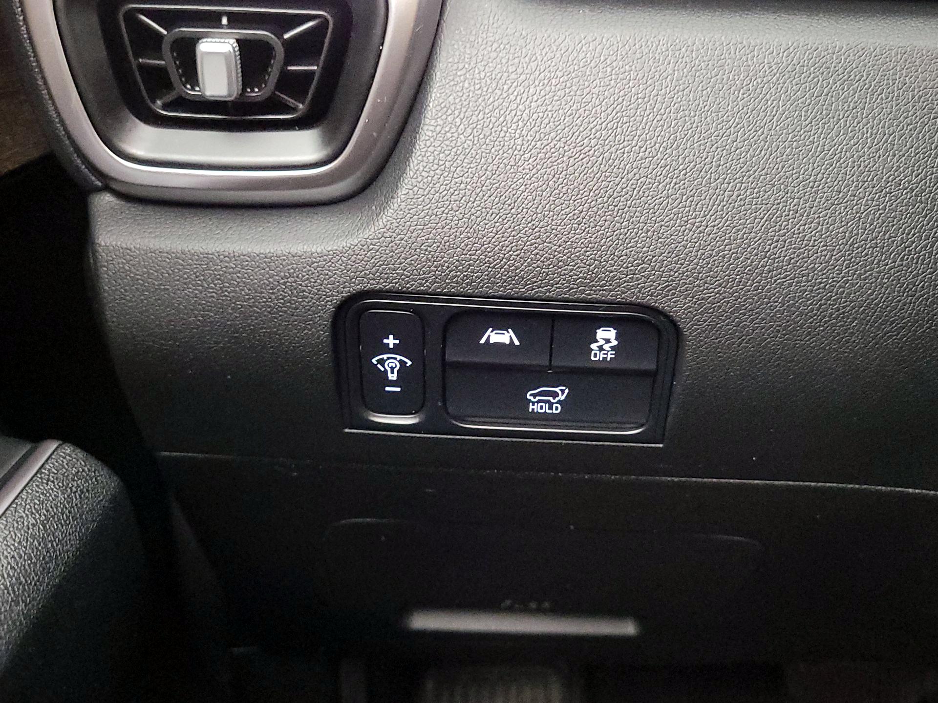 Thumbnail: 2022 Kia Sorento - 13