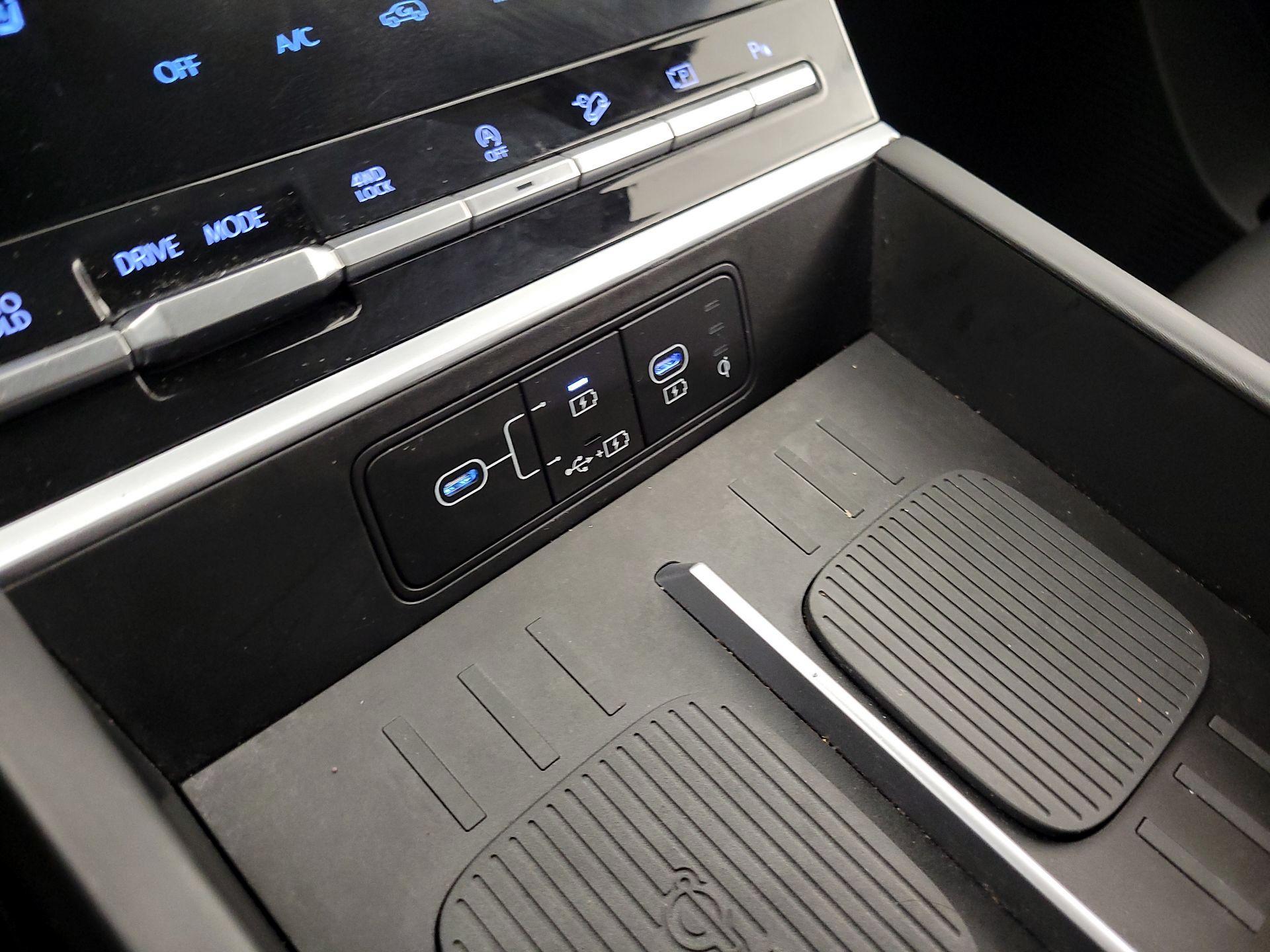 Thumbnail: 2024 Hyundai Santa Fe - 18