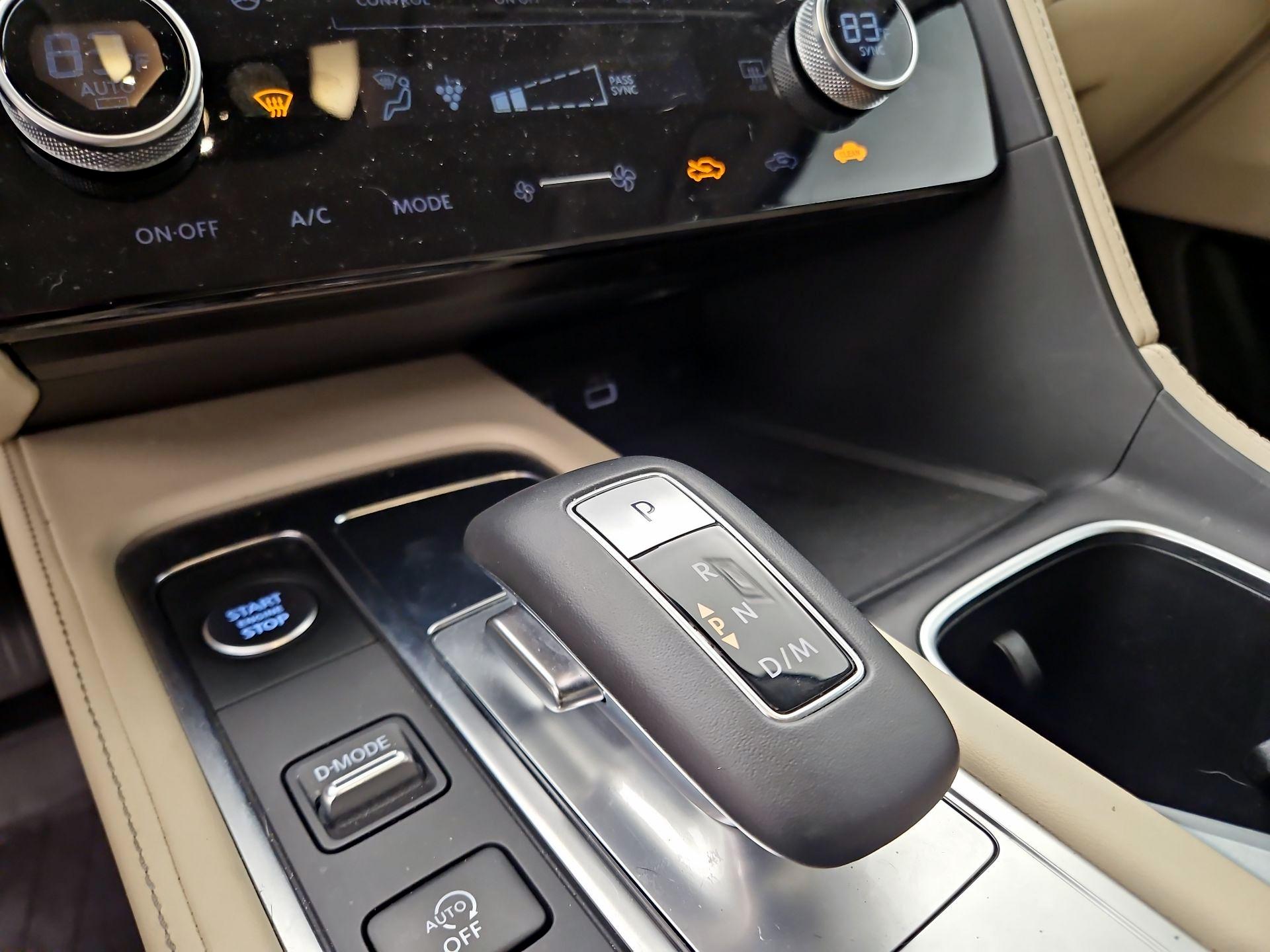 Thumbnail: 2023 INFINITI QX60 - 17