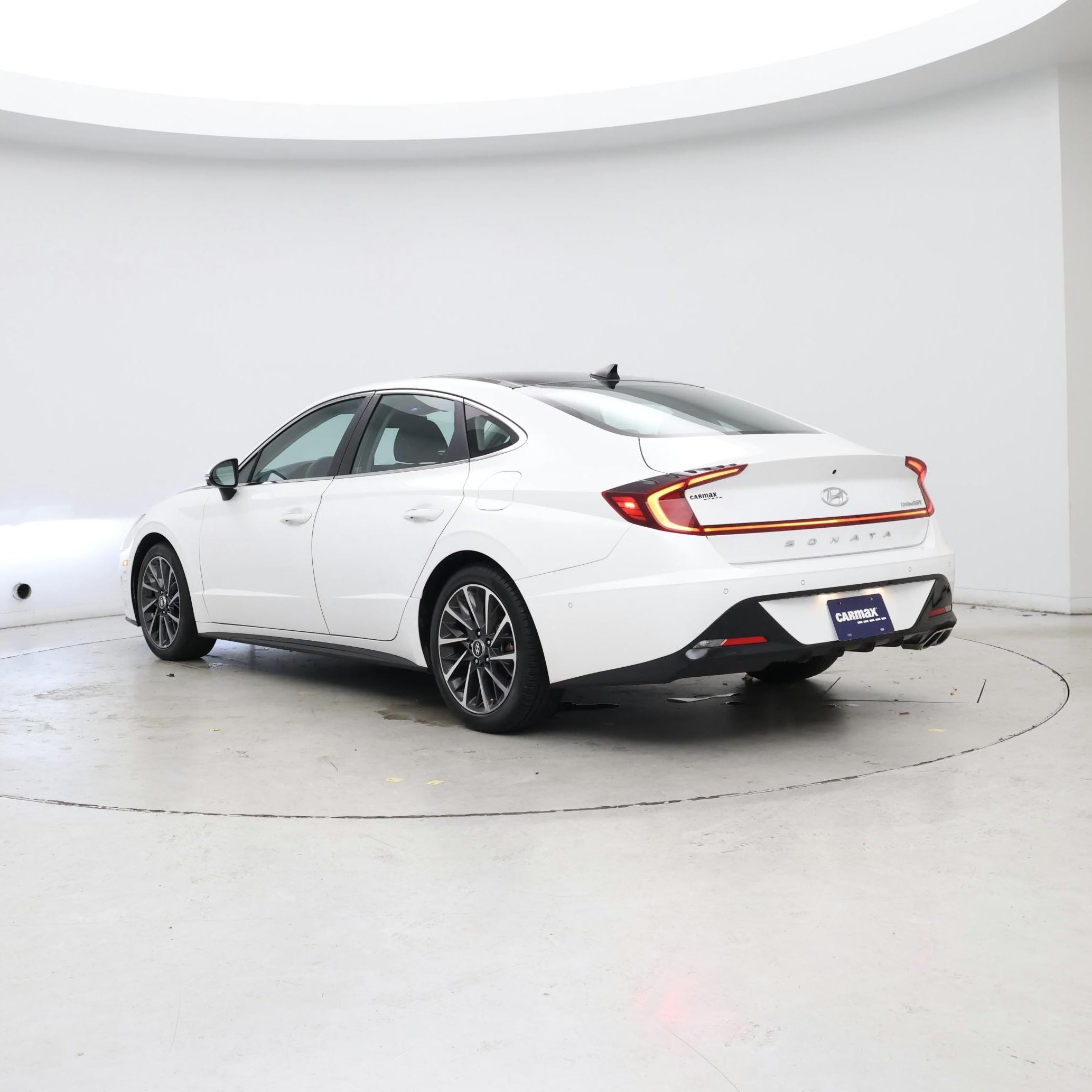 Thumbnail: 2022 Hyundai Sonata - 2