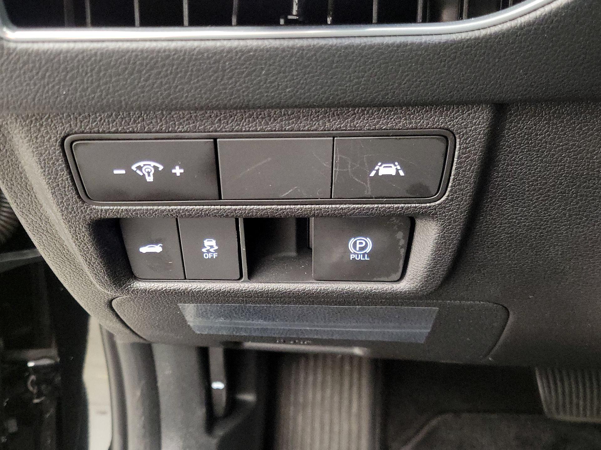 Thumbnail: 2023 Hyundai Sonata - 13