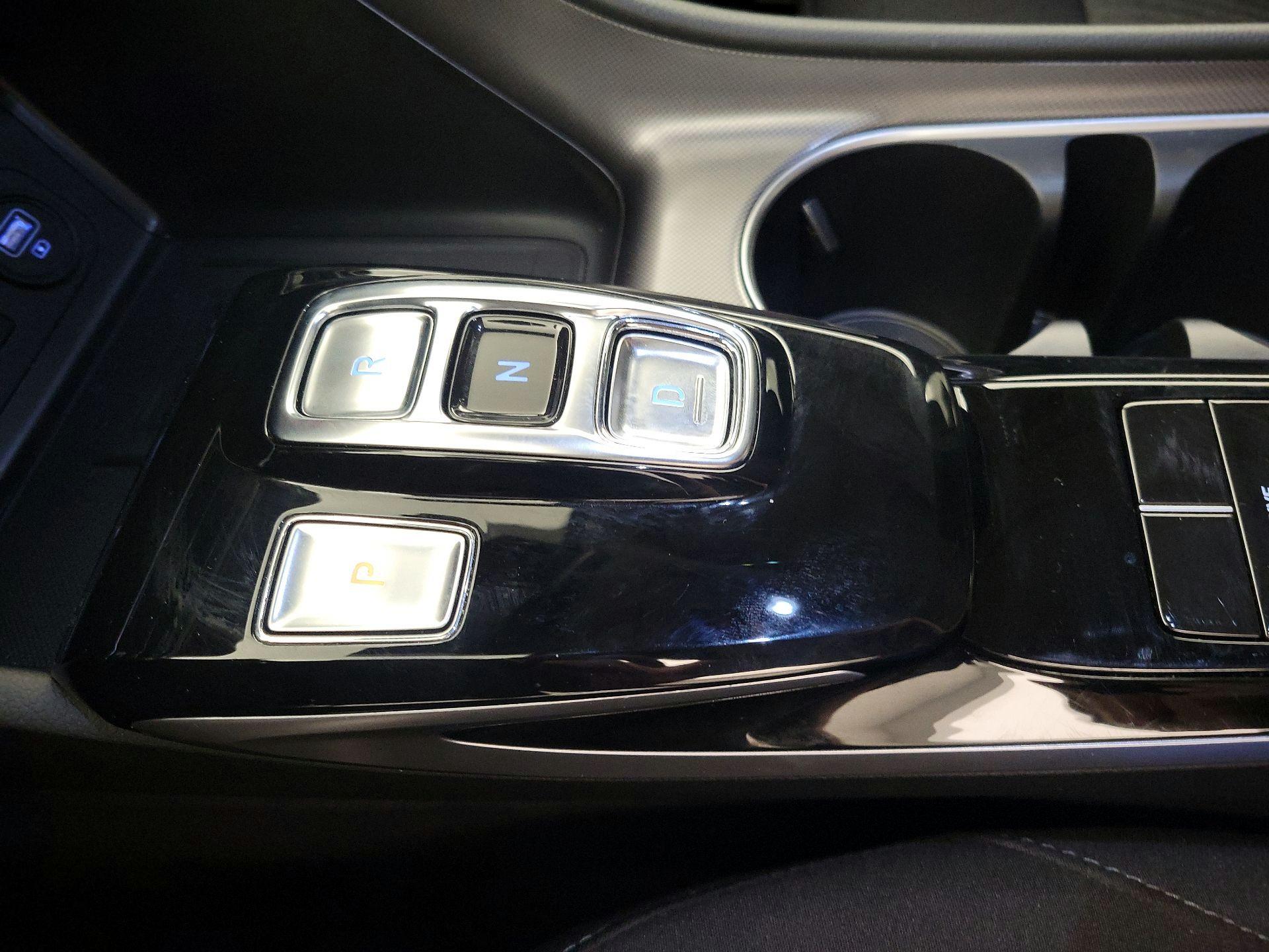 Thumbnail: 2023 Hyundai Sonata - 17