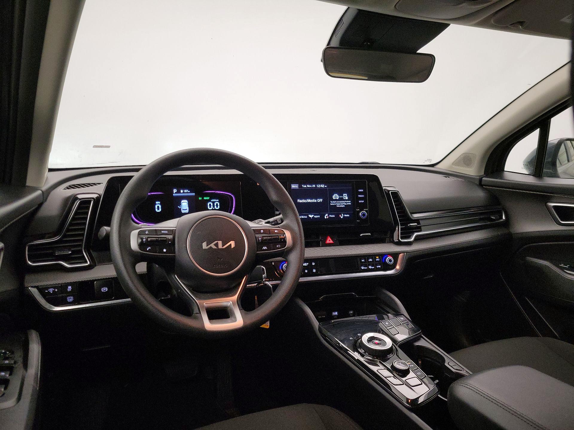 Thumbnail: 2023 Kia Sportage - 9