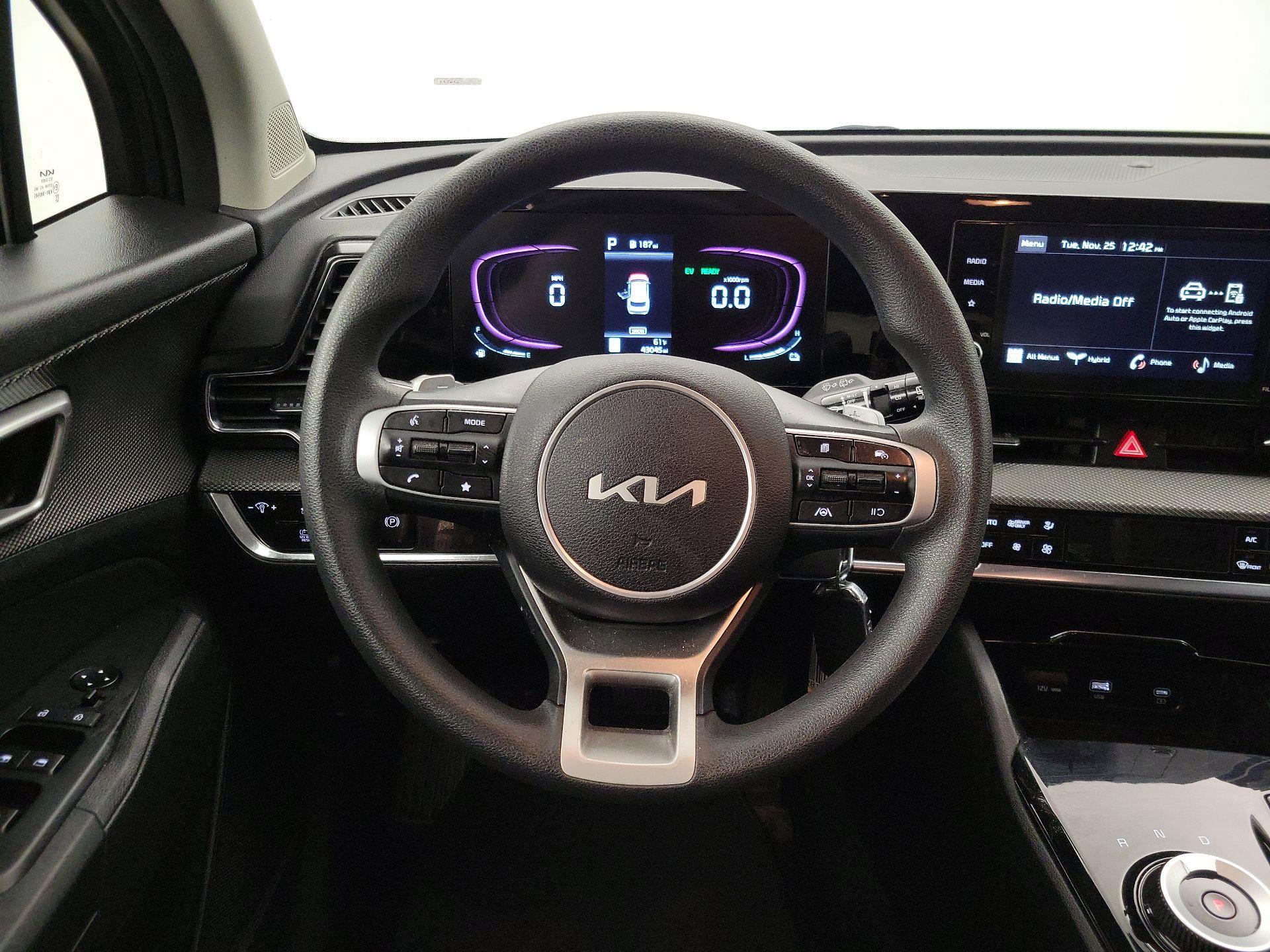 Thumbnail: 2023 Kia Sportage - 10