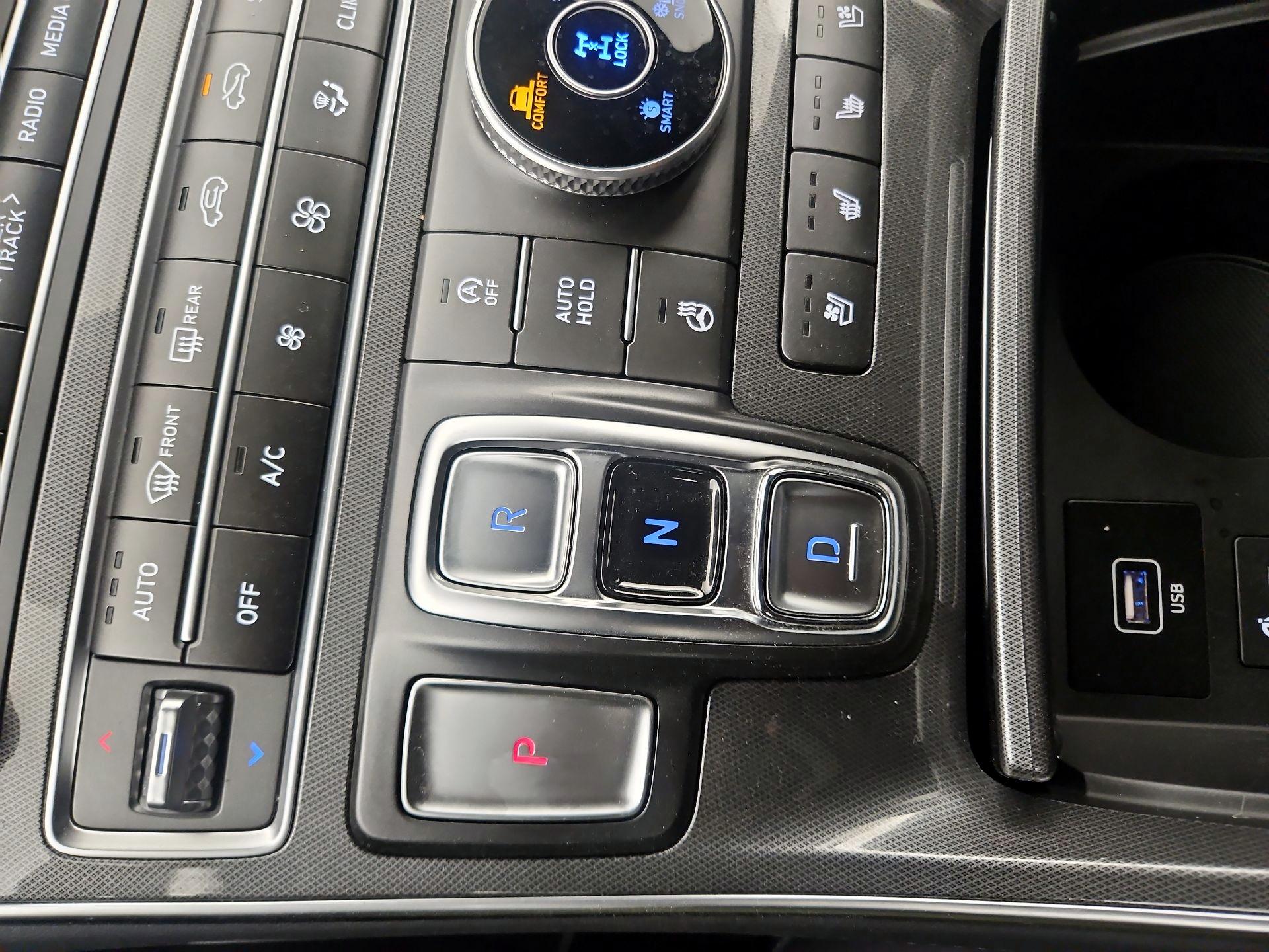 Thumbnail: 2023 Hyundai Santa Fe - 18