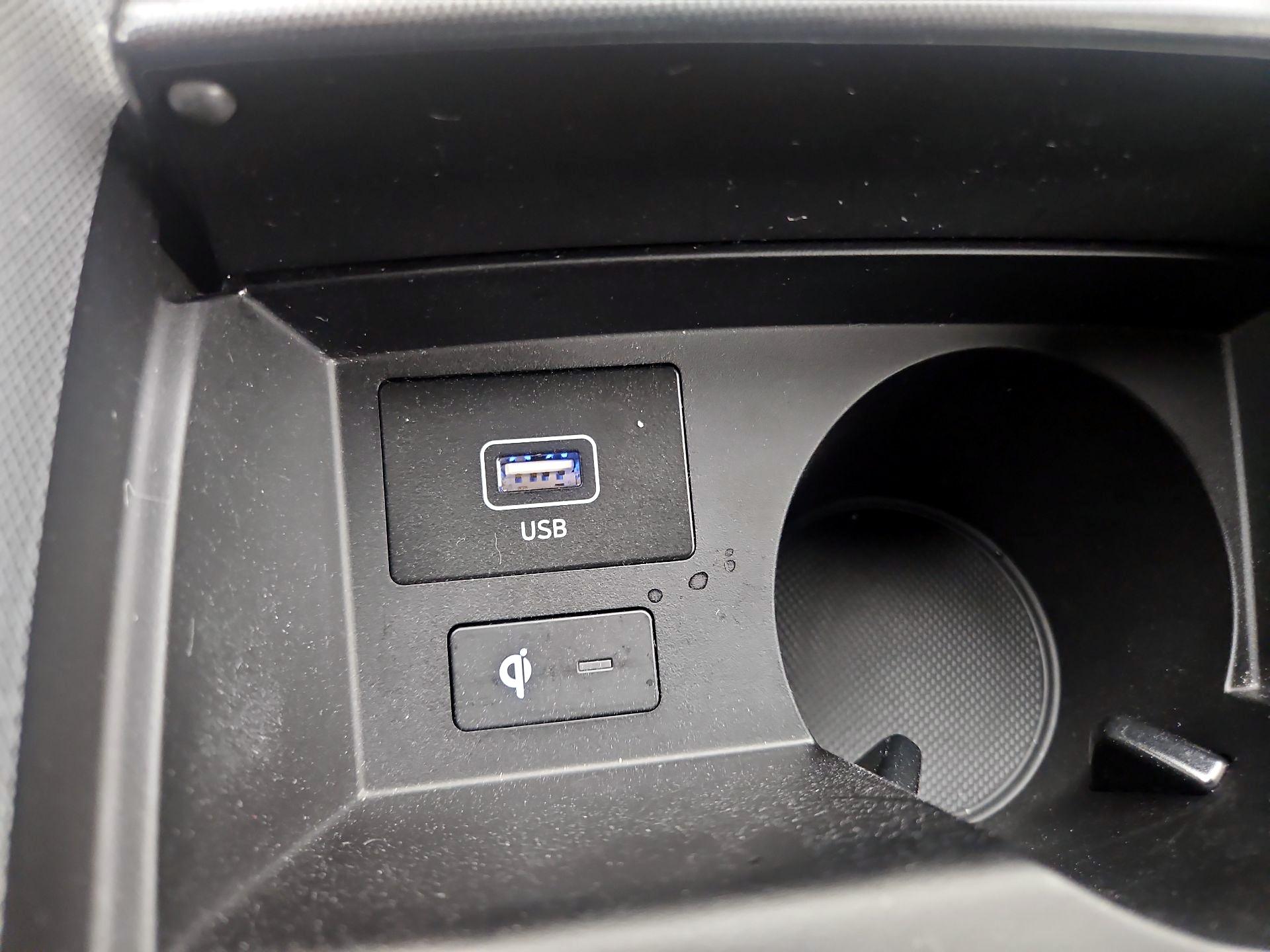 Thumbnail: 2023 Hyundai Santa Fe - 19