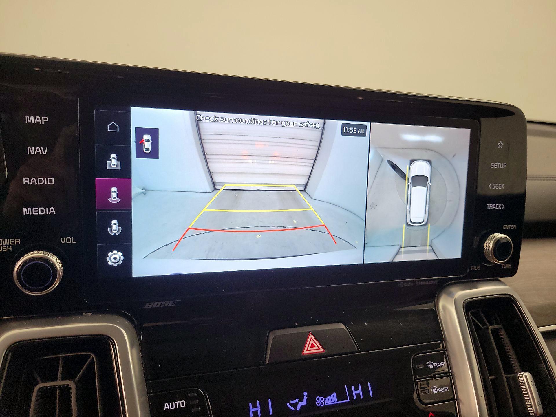 Thumbnail: 2023 Kia Sorento - 14