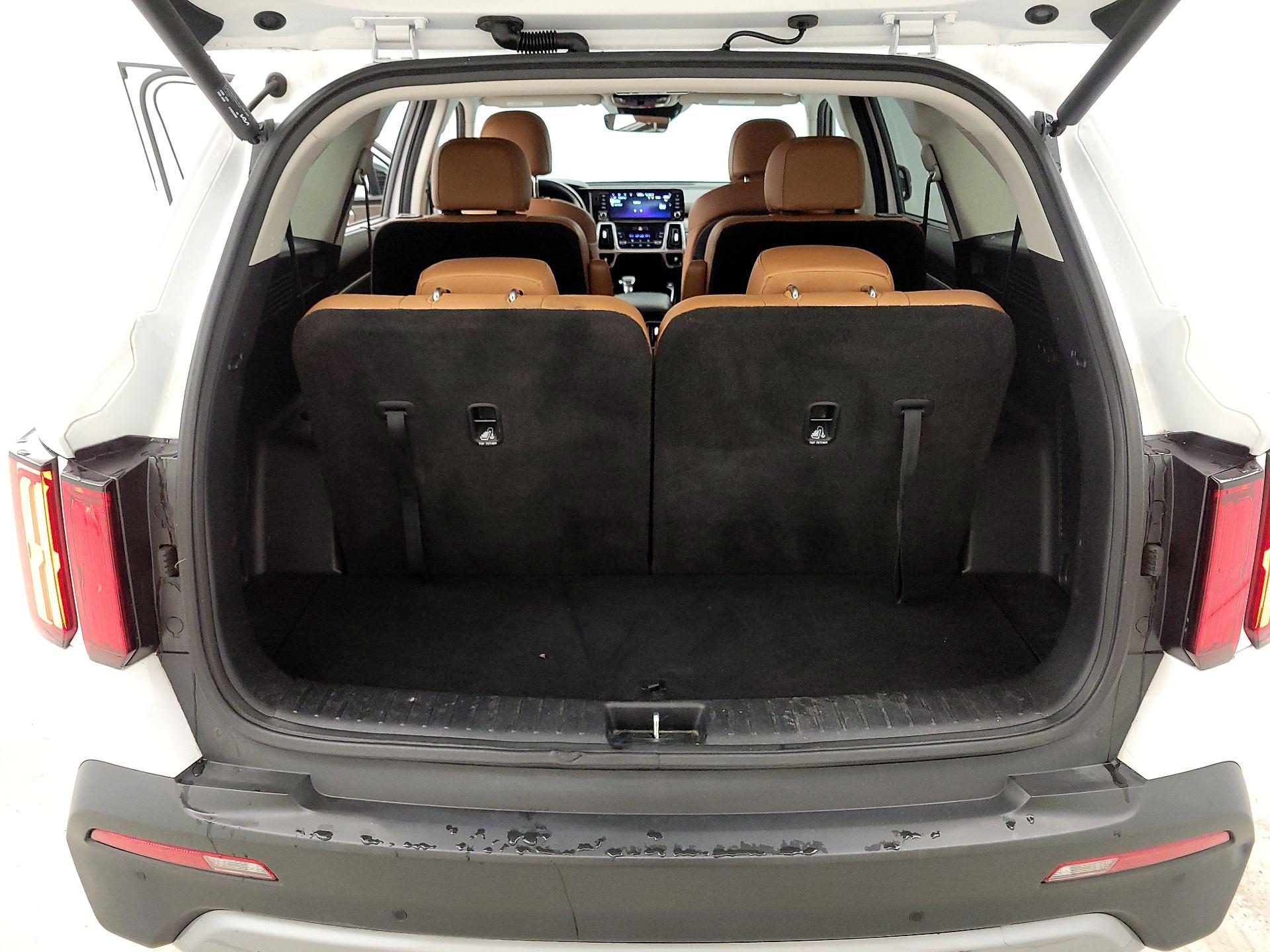 Thumbnail: 2023 Kia Sorento - 20