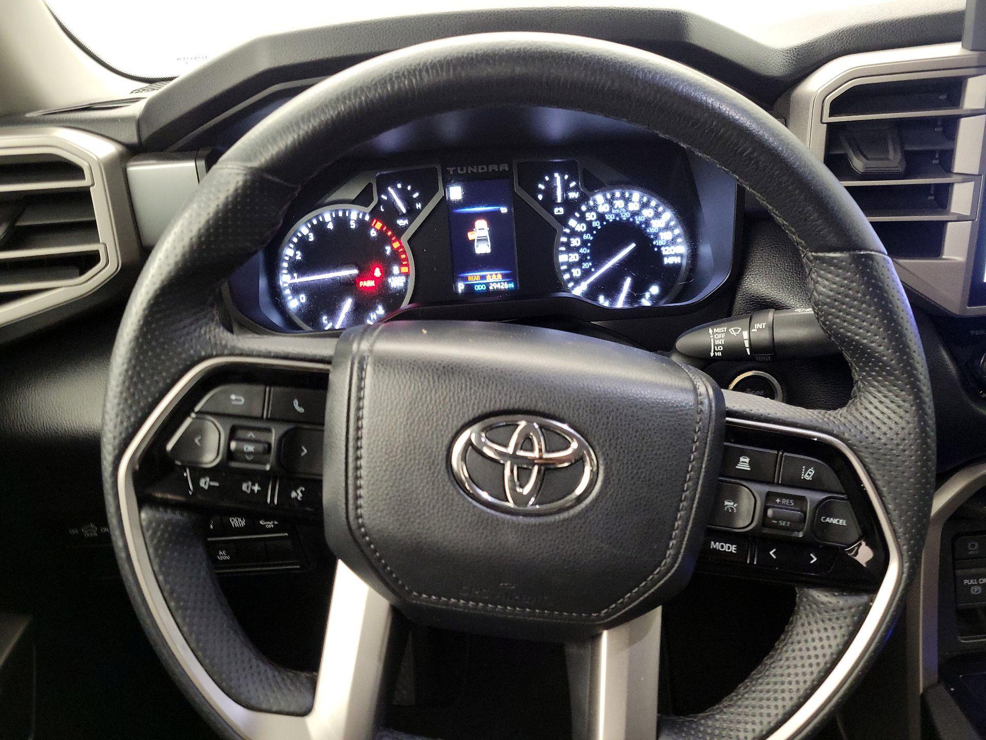 Thumbnail: 2022 Toyota Tundra - 10