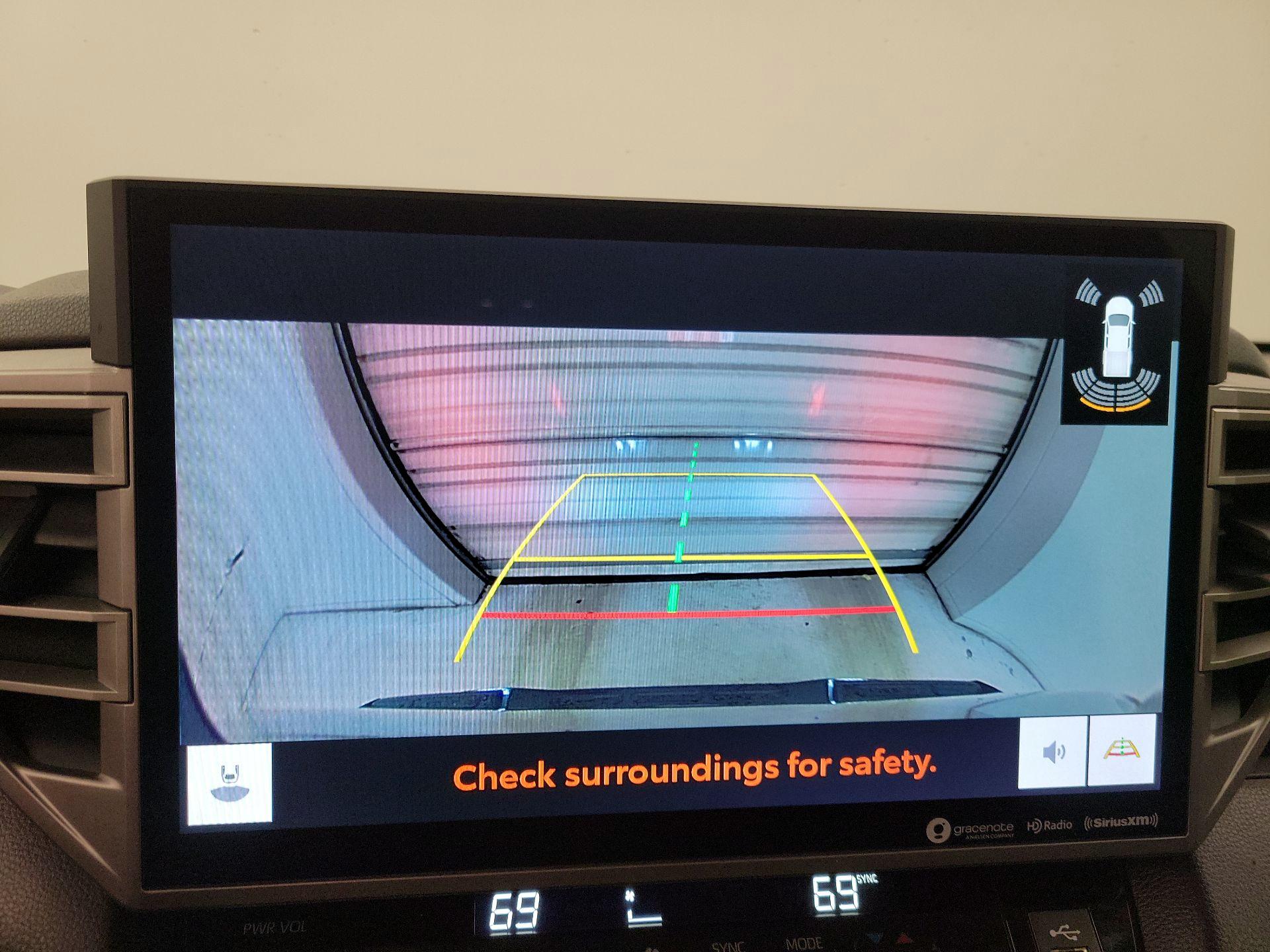 Thumbnail: 2022 Toyota Tundra - 14