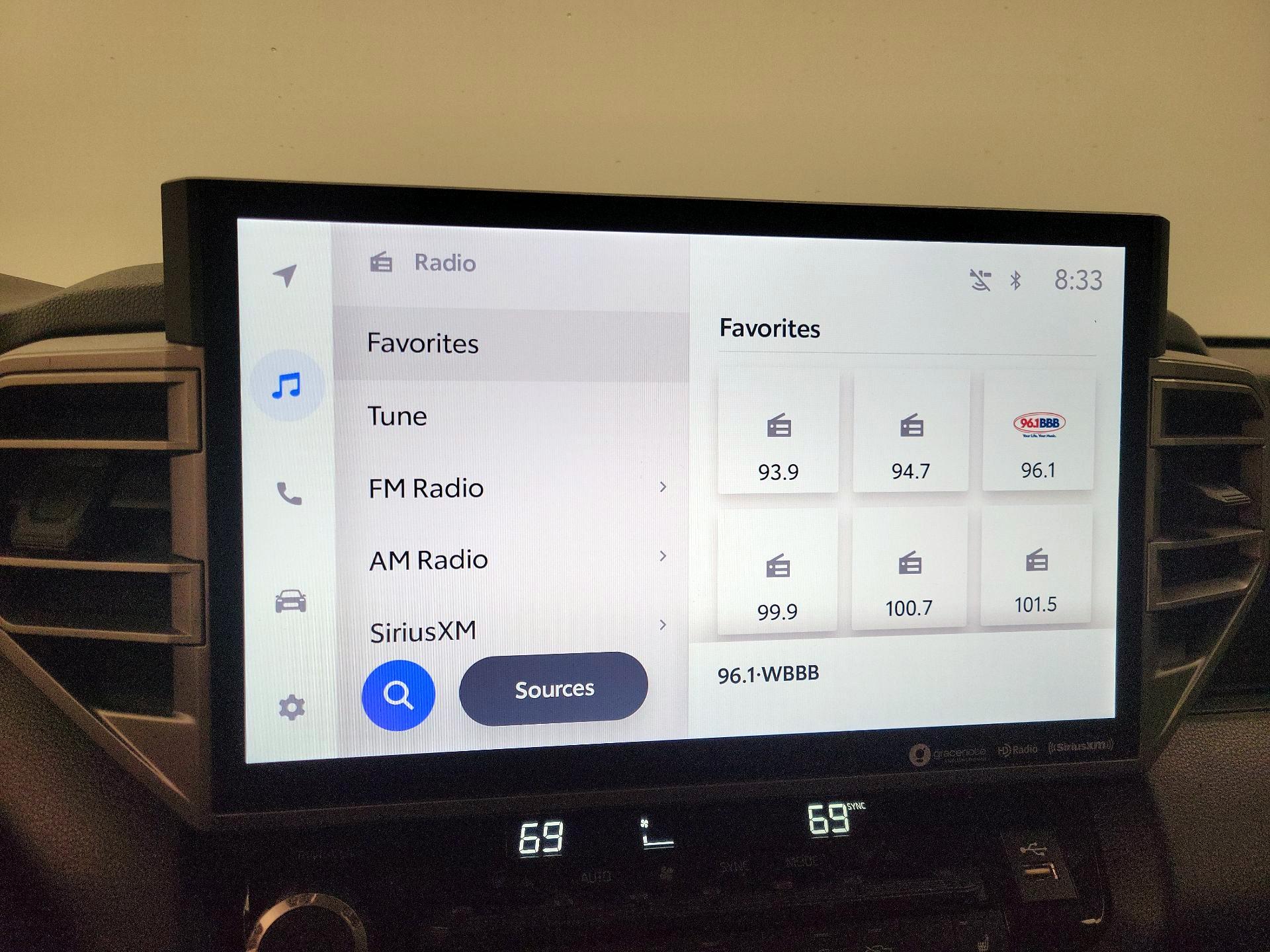Thumbnail: 2022 Toyota Tundra - 15