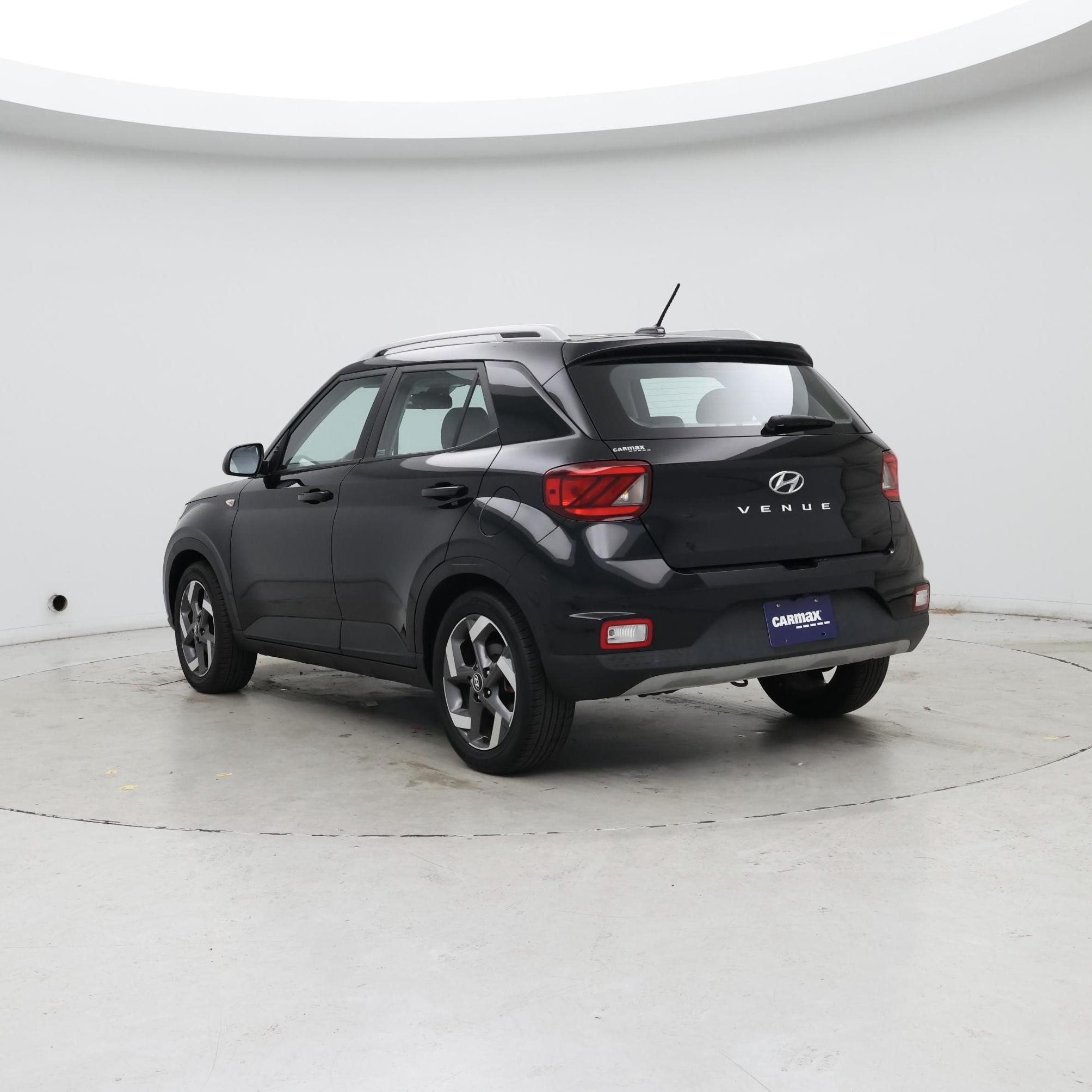 Thumbnail: 2023 Hyundai Venue - 2