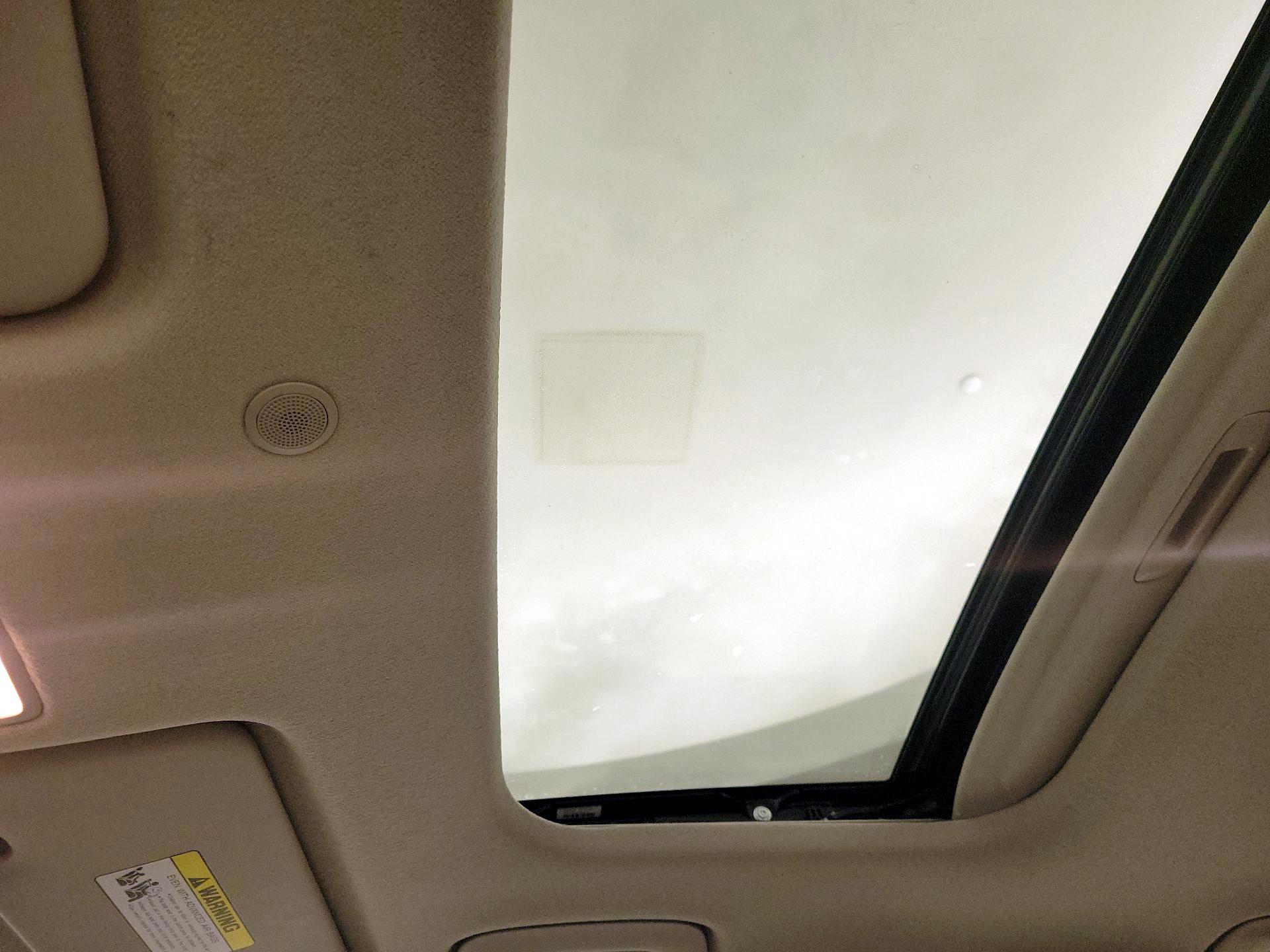 Thumbnail: 2023 Hyundai Venue - 19