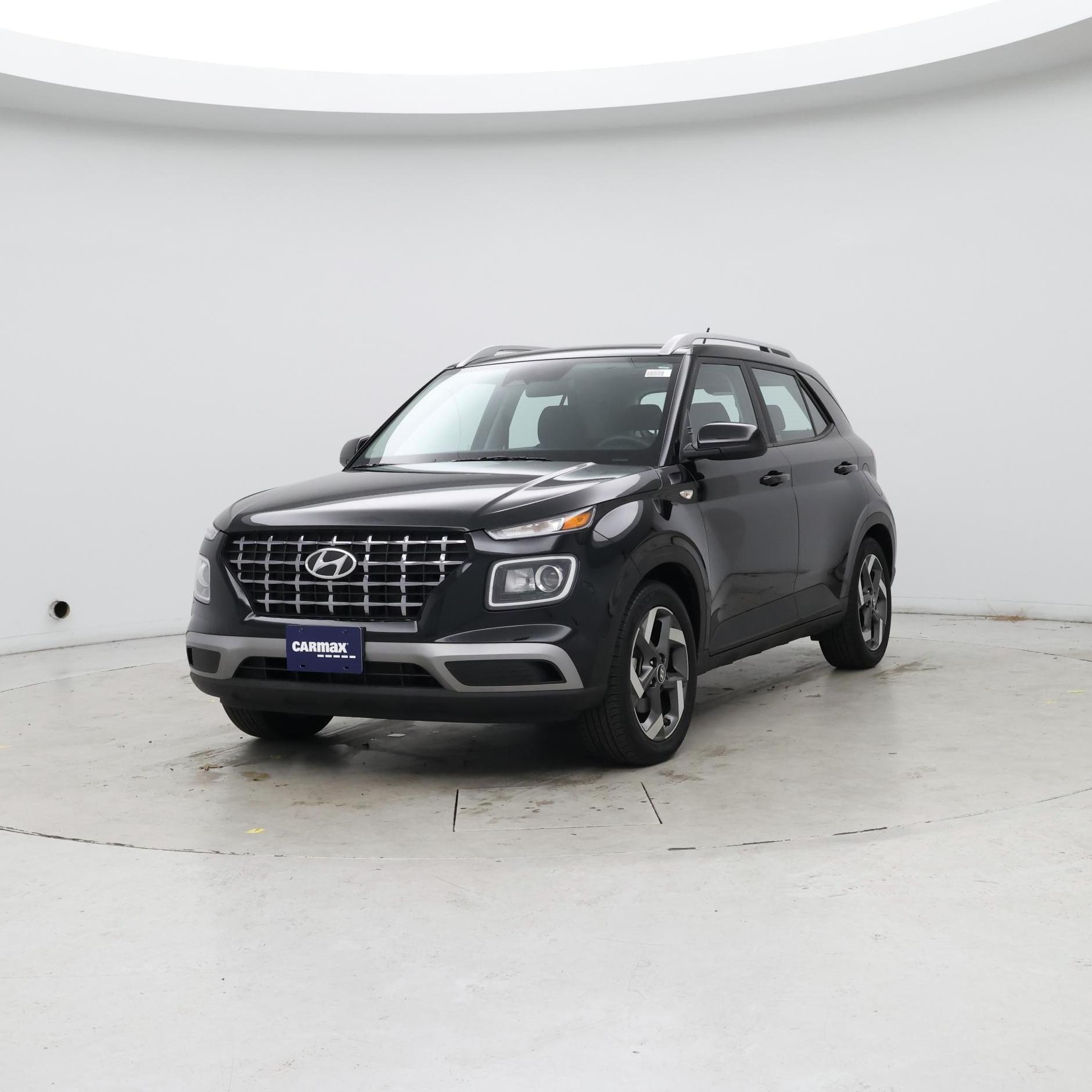 Thumbnail: 2023 Hyundai Venue - 4