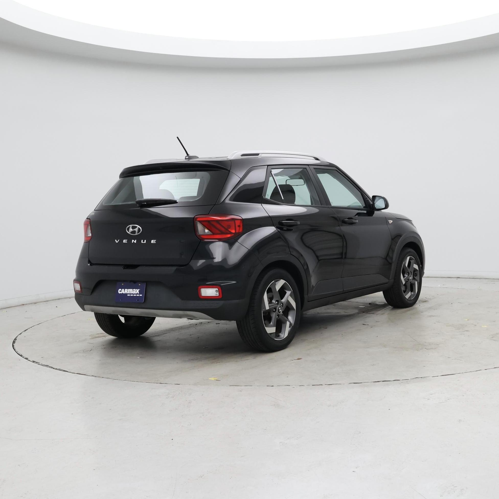 Thumbnail: 2023 Hyundai Venue - 8