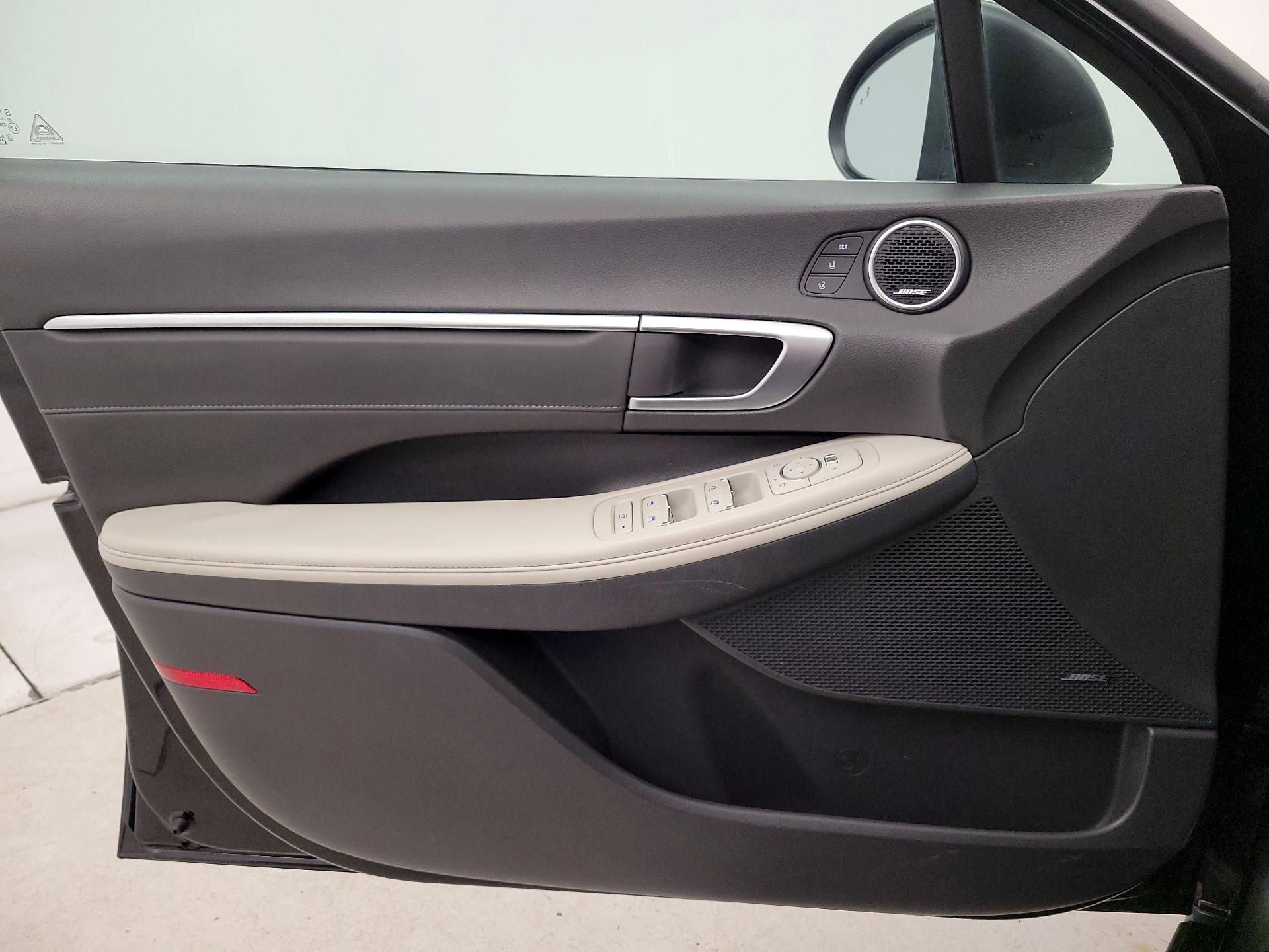 Thumbnail: 2022 Hyundai Sonata - 12