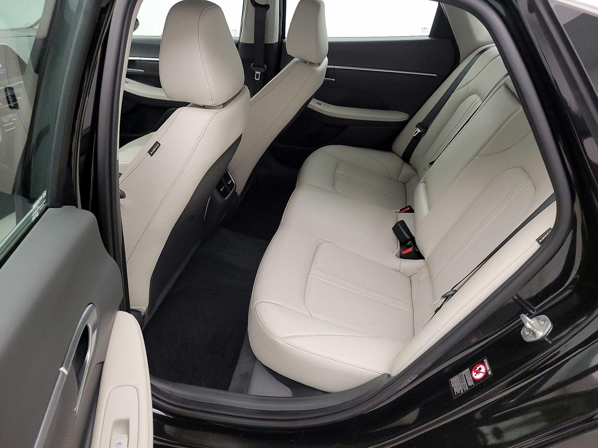 Thumbnail: 2022 Hyundai Sonata - 19