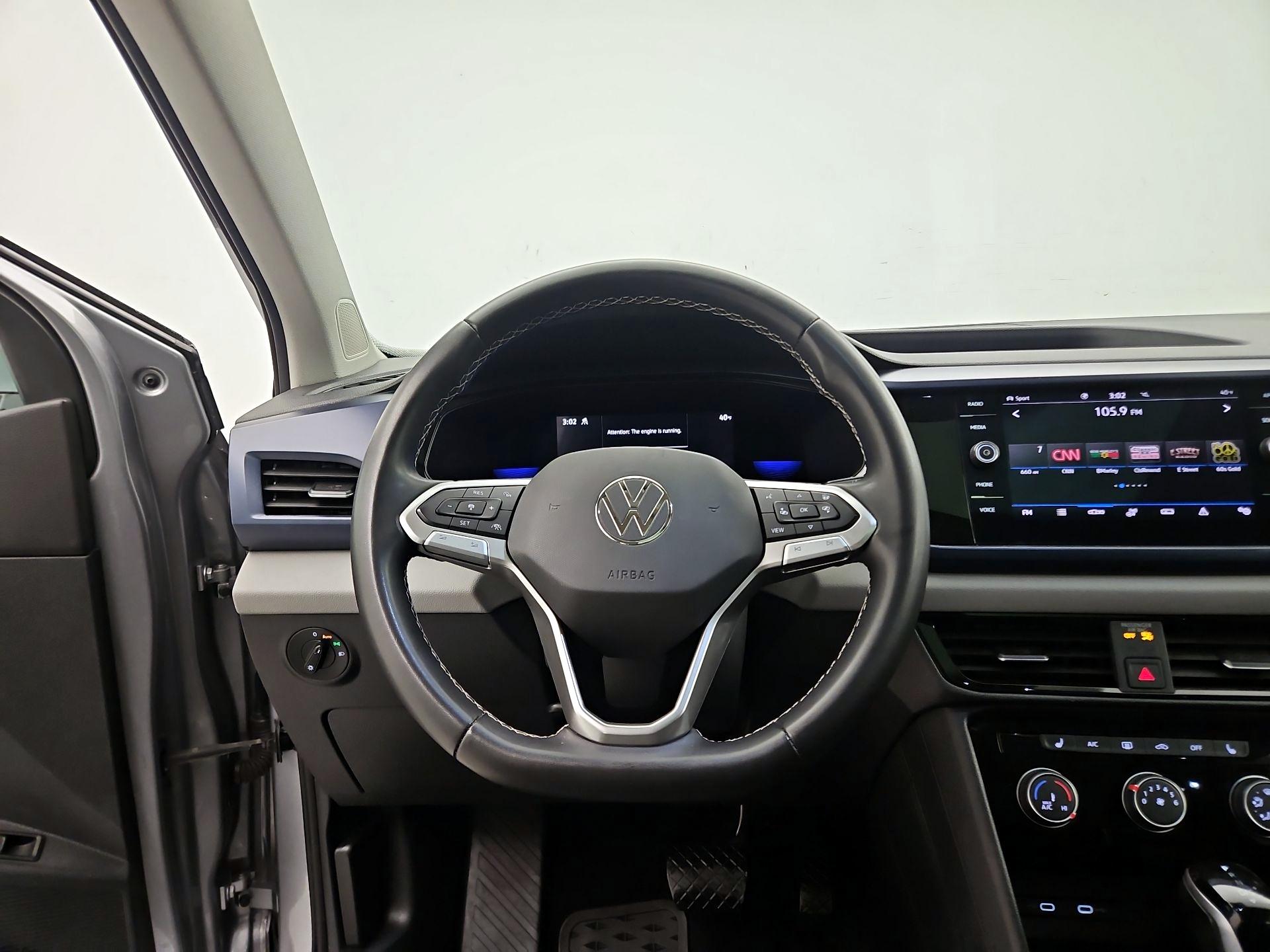 Thumbnail: 2023 Volkswagen Taos - 10